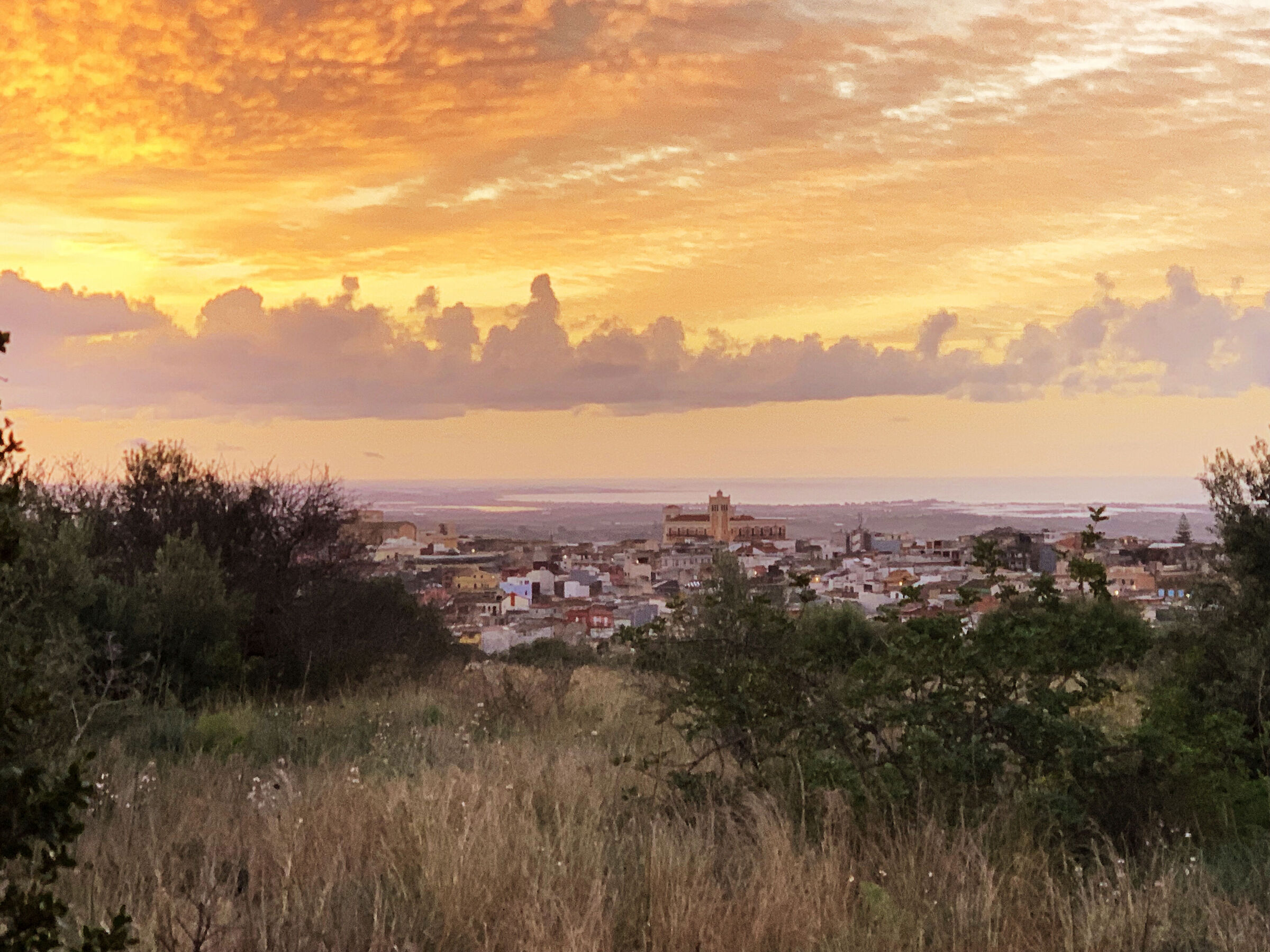 Alba sul paese che sonnecchia