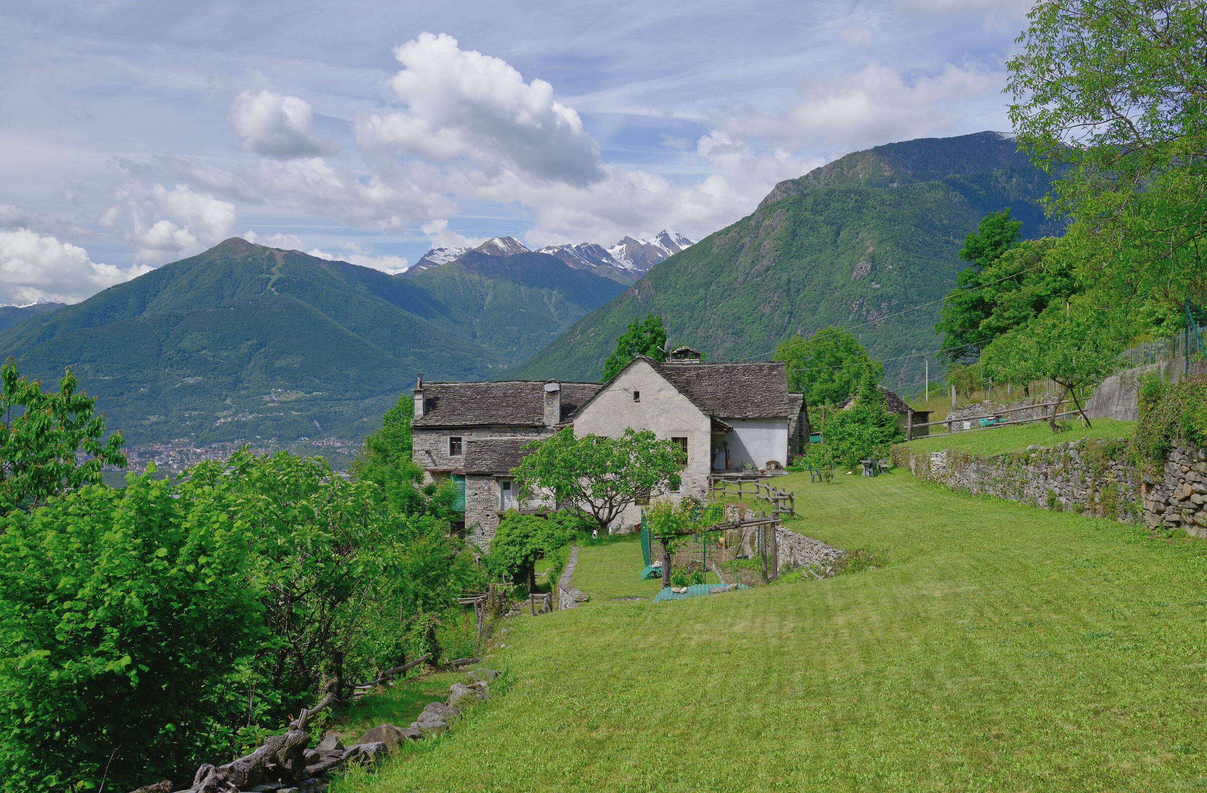 Val d'Ossola-le frazioni di Montecrestese