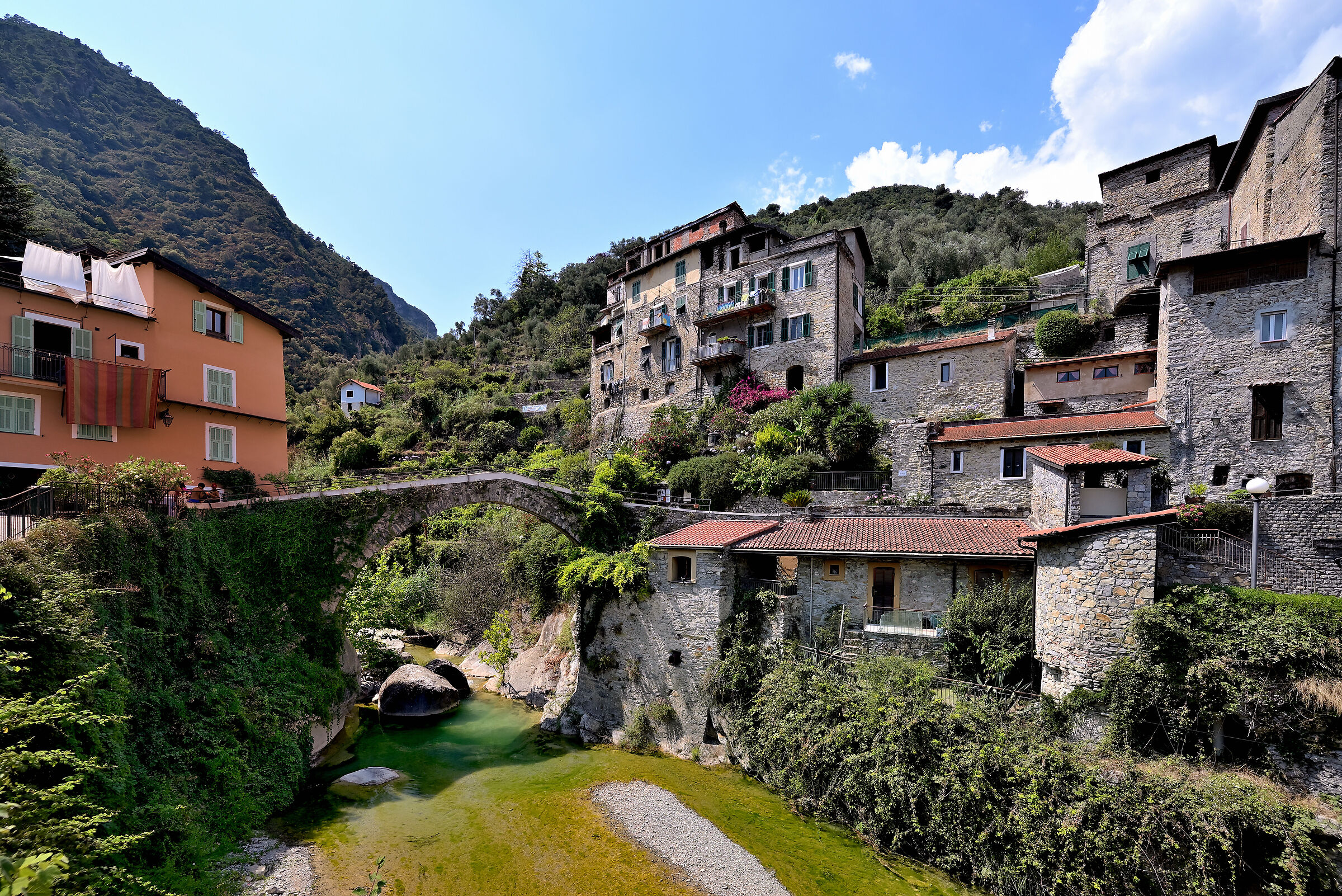 Villaggio Rocchetta Nervina