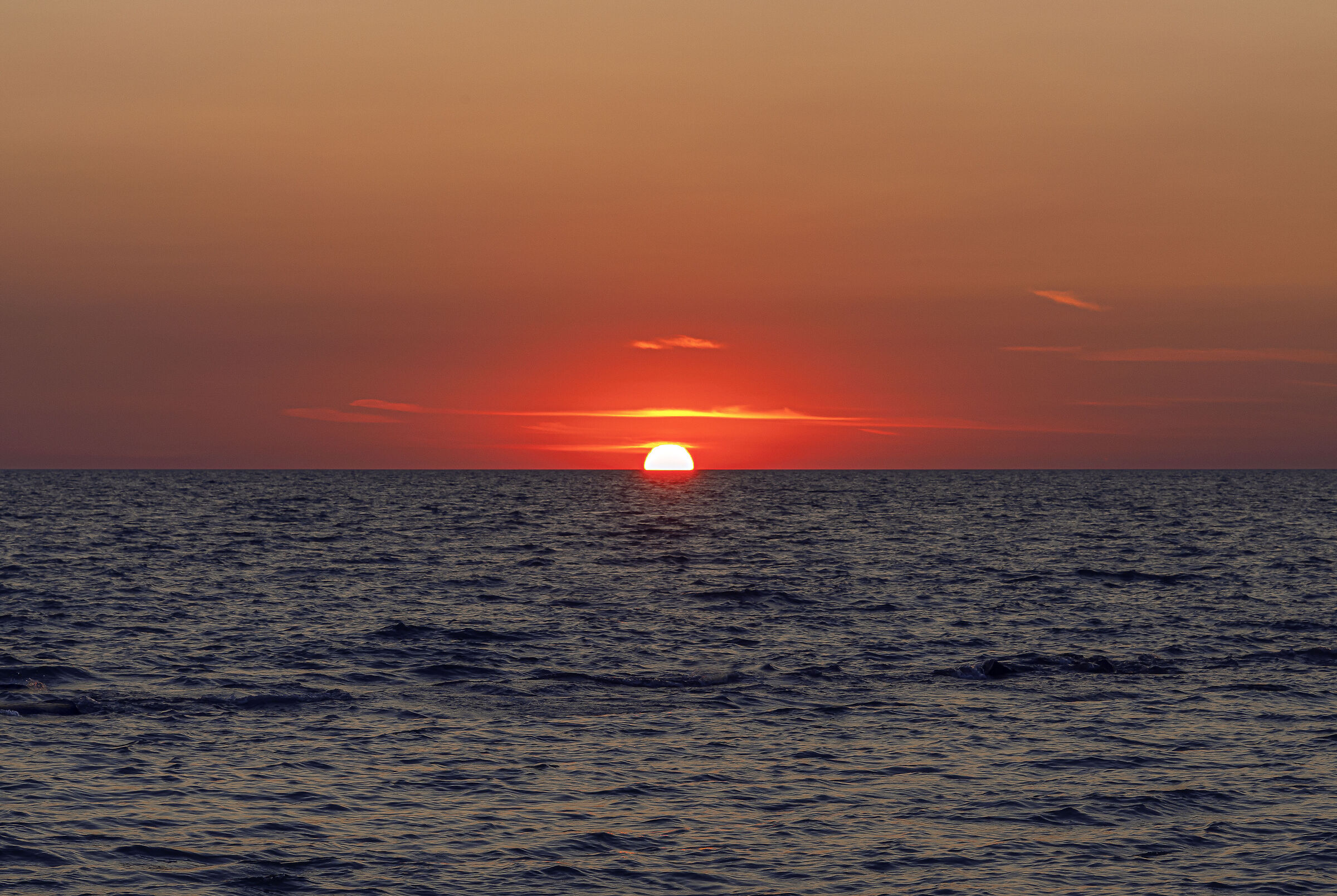 L'ora del tramonto - h.21.18