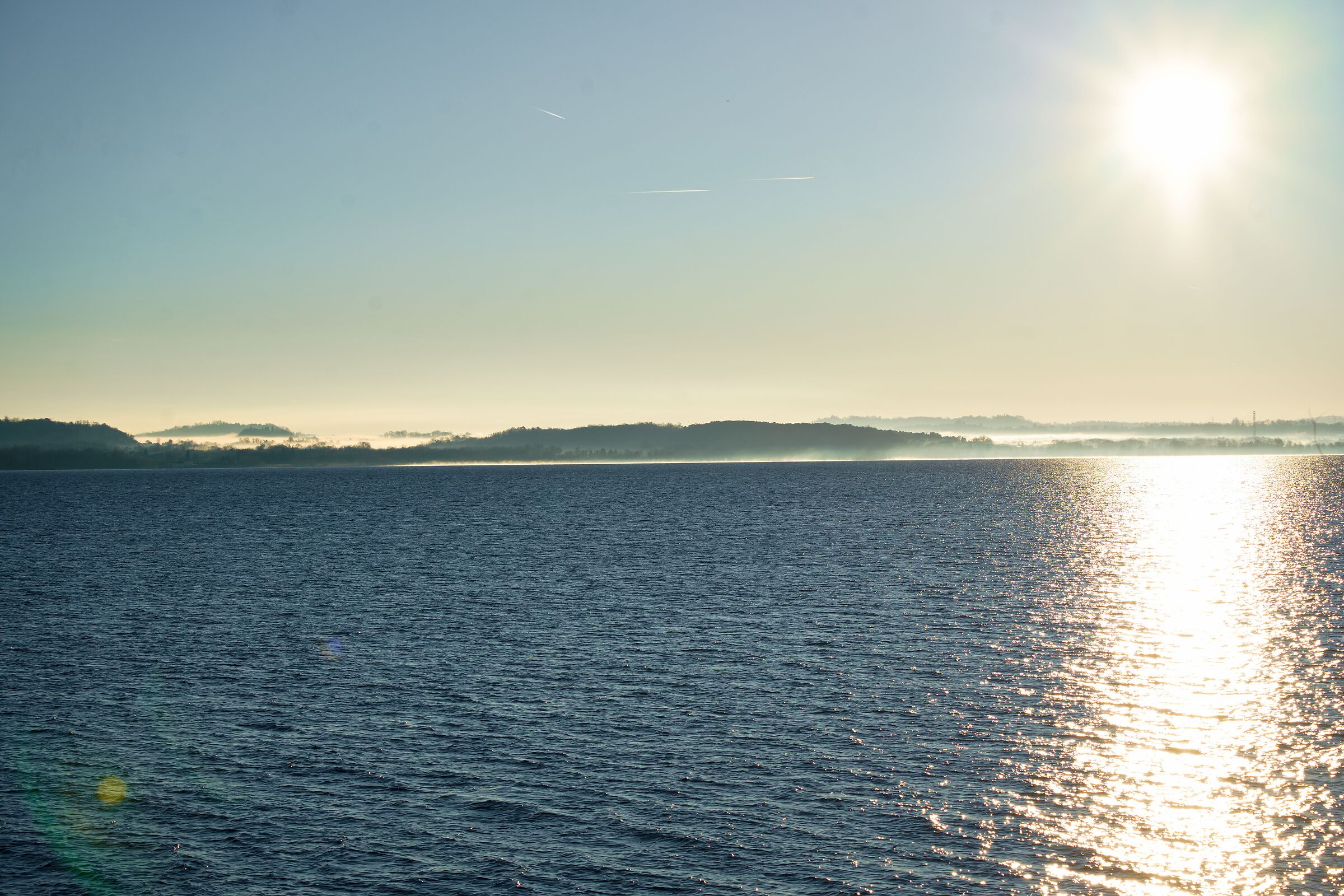 Prime luci - sul lago Maggiore