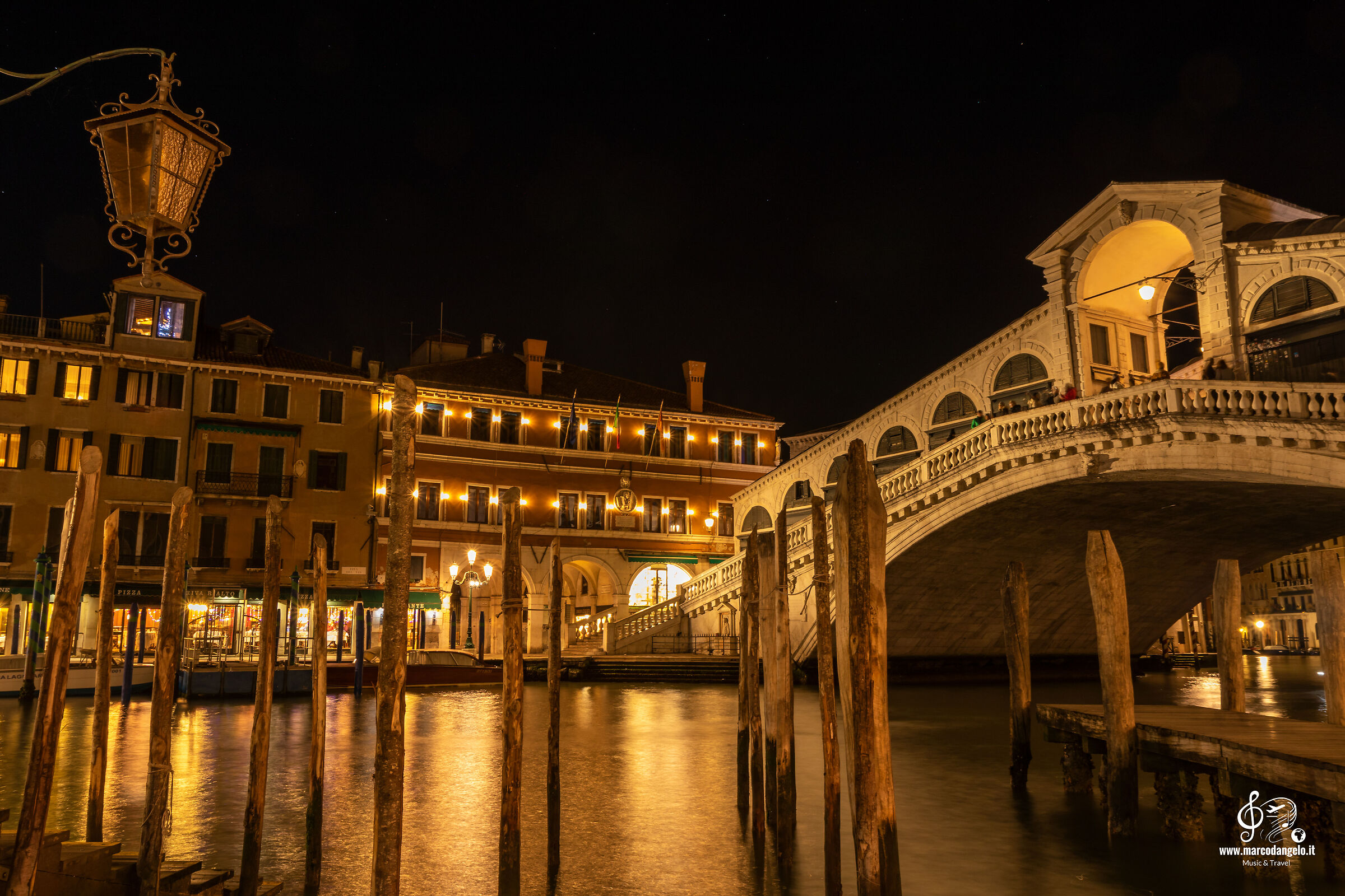 Rialto by night