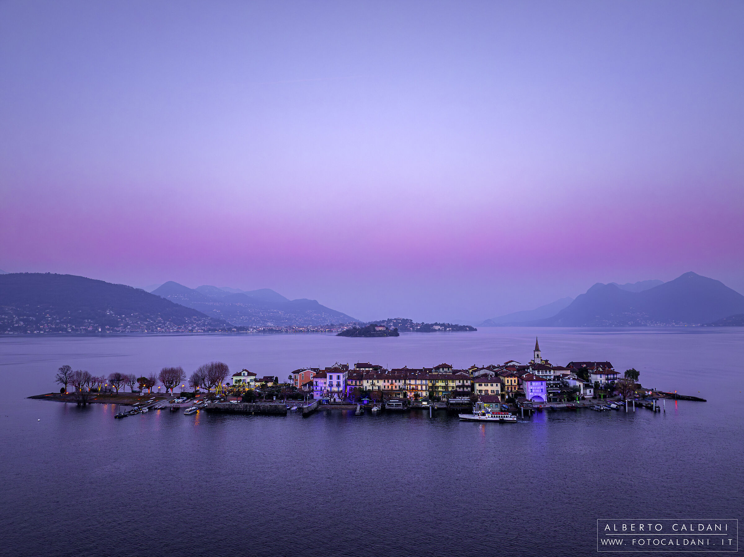 Isola Pescatori - Christmas 2025