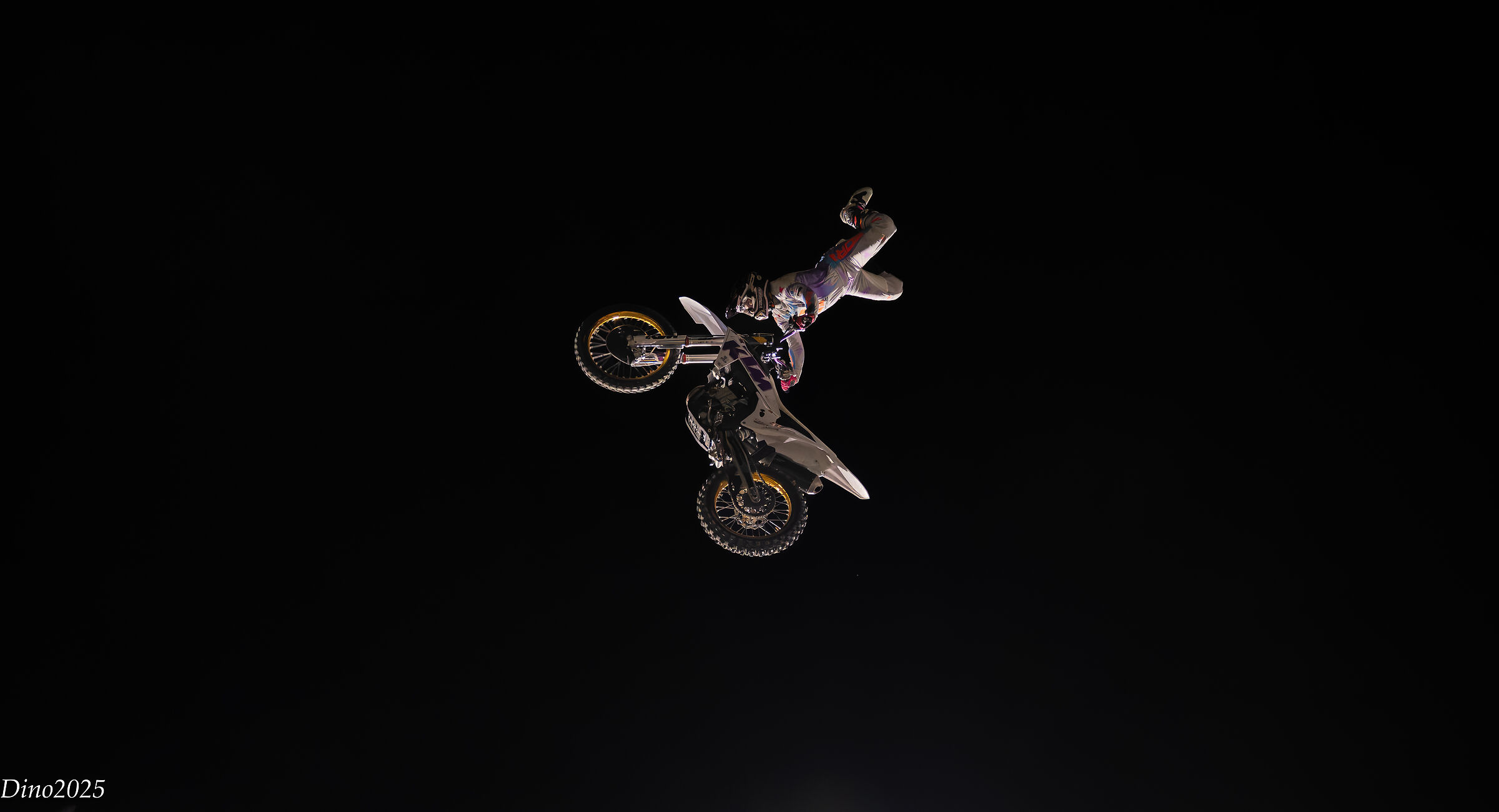 Sporadically photos Dynamic 1