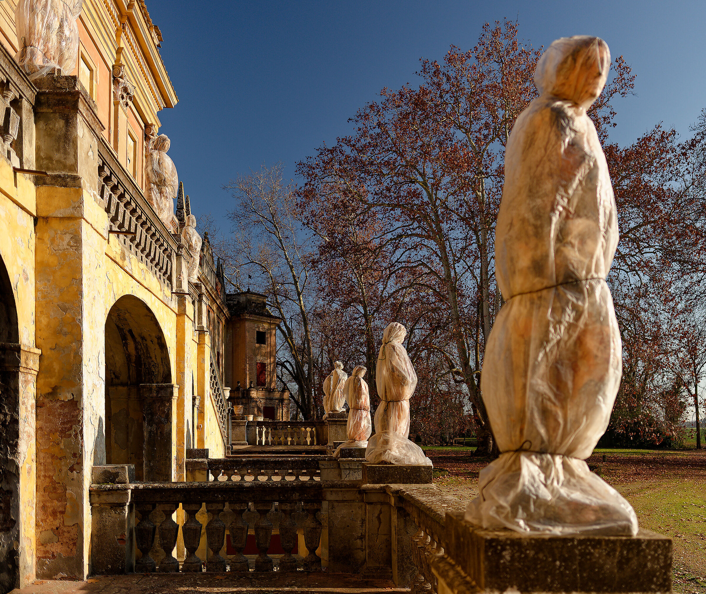 Manor house in the province of Bologna