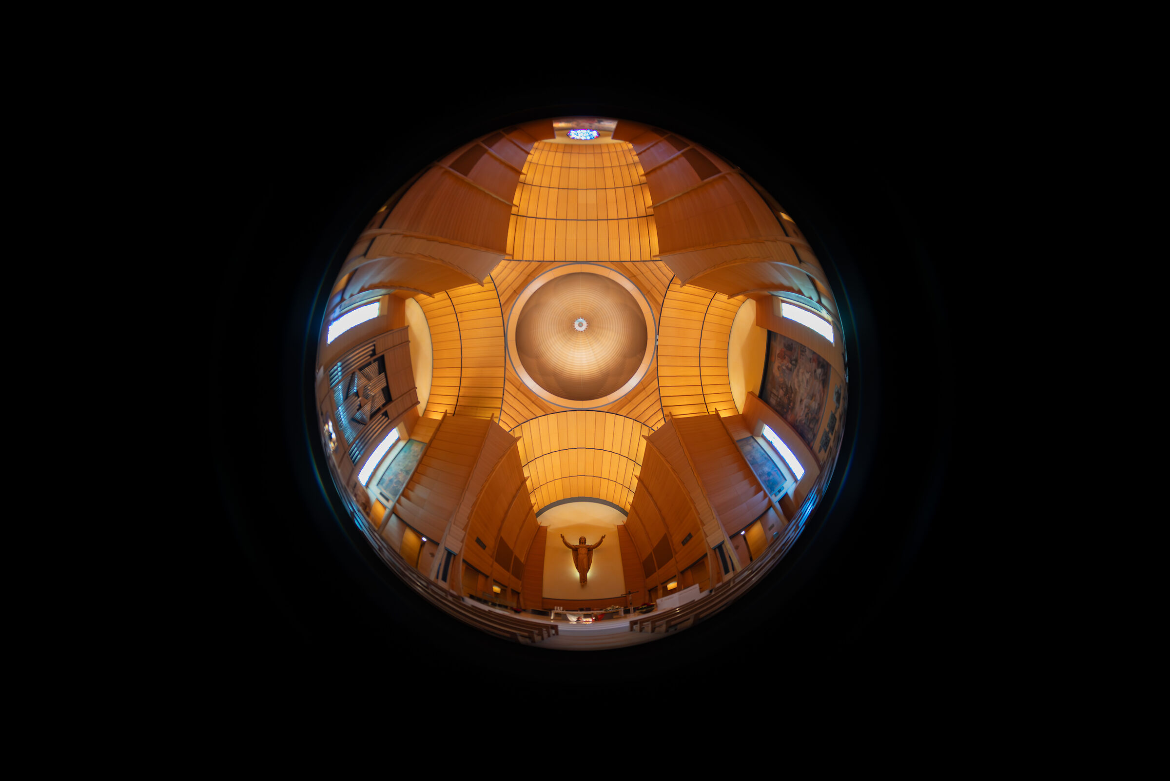 Interno Basilica Don Bosco