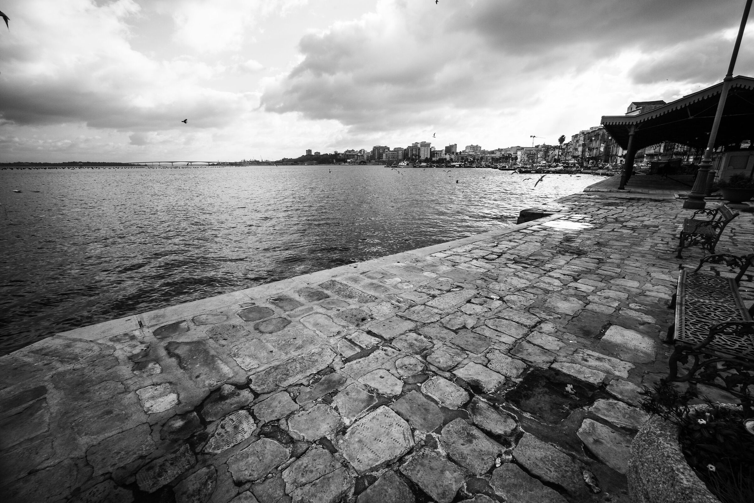 Largo Maria d'Enghien verso il Mar Piccolo