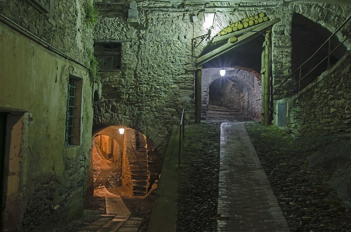 A Triora la notte è colorata