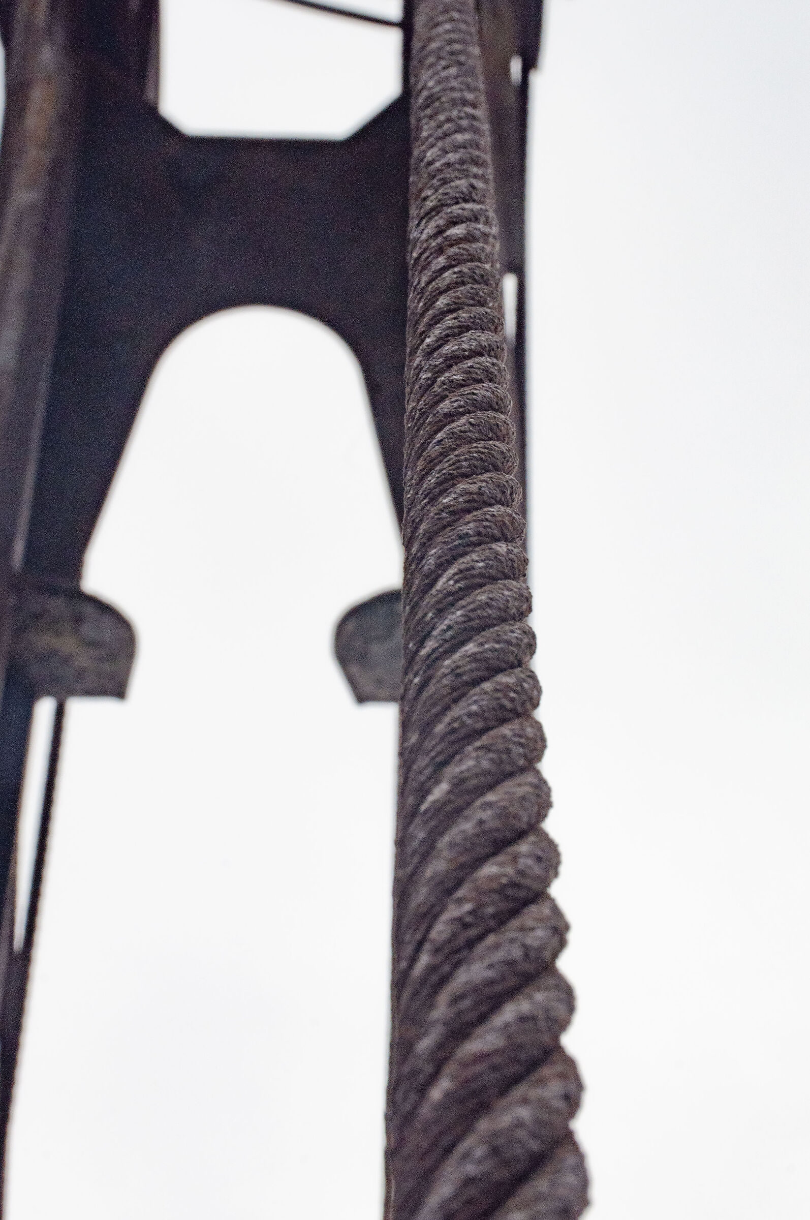 Tie rod