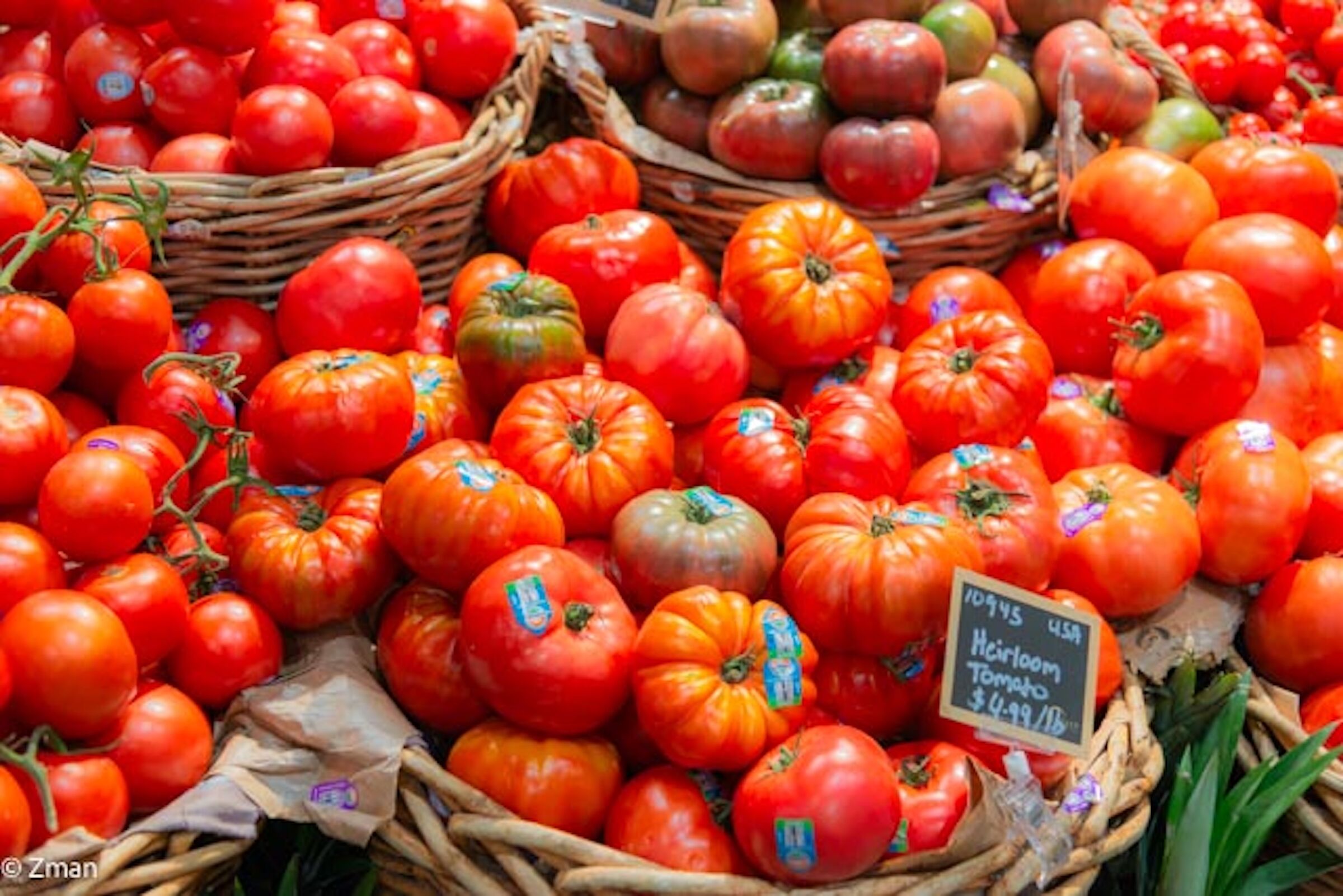 Pomodori freschi nel mercato italiano
