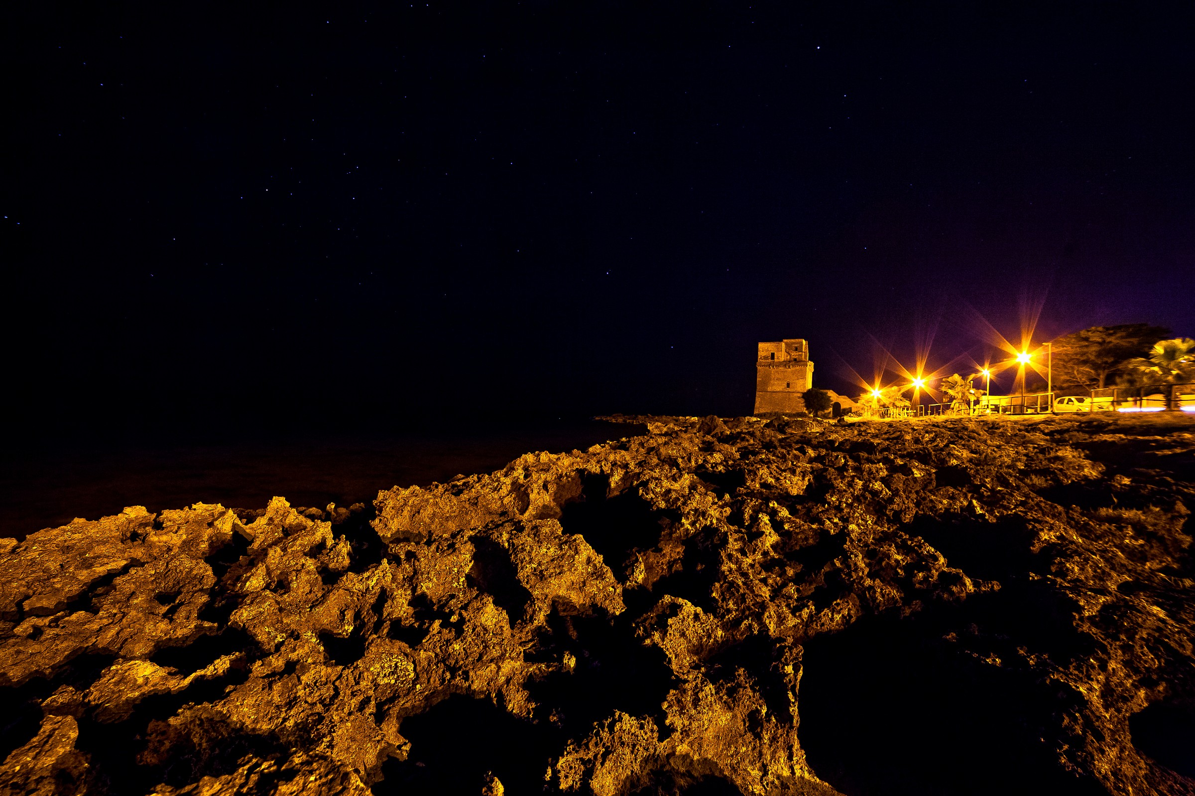 Colimena Tower at night