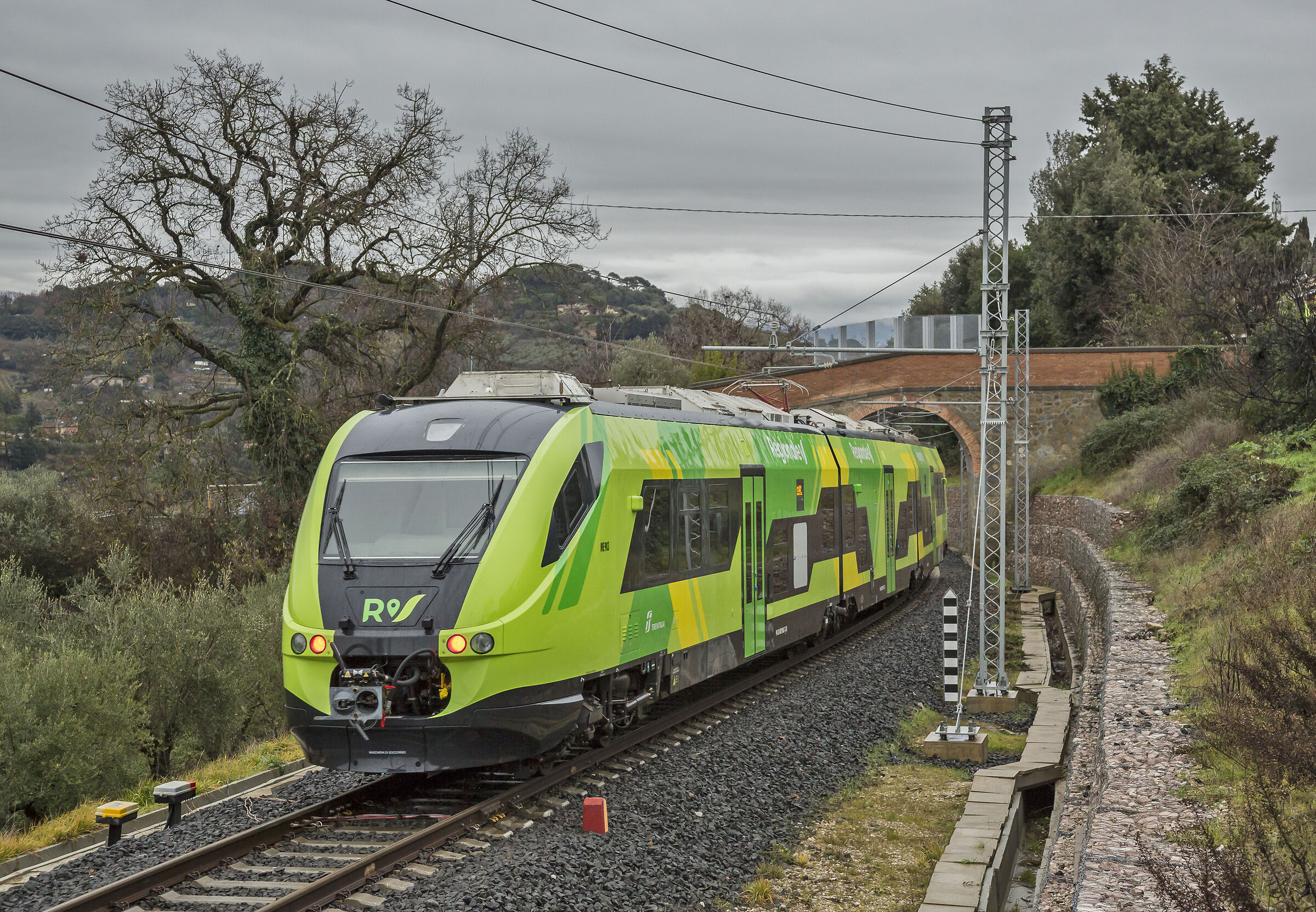 Treno Minuetto Rigenerato sulla f.c.u.