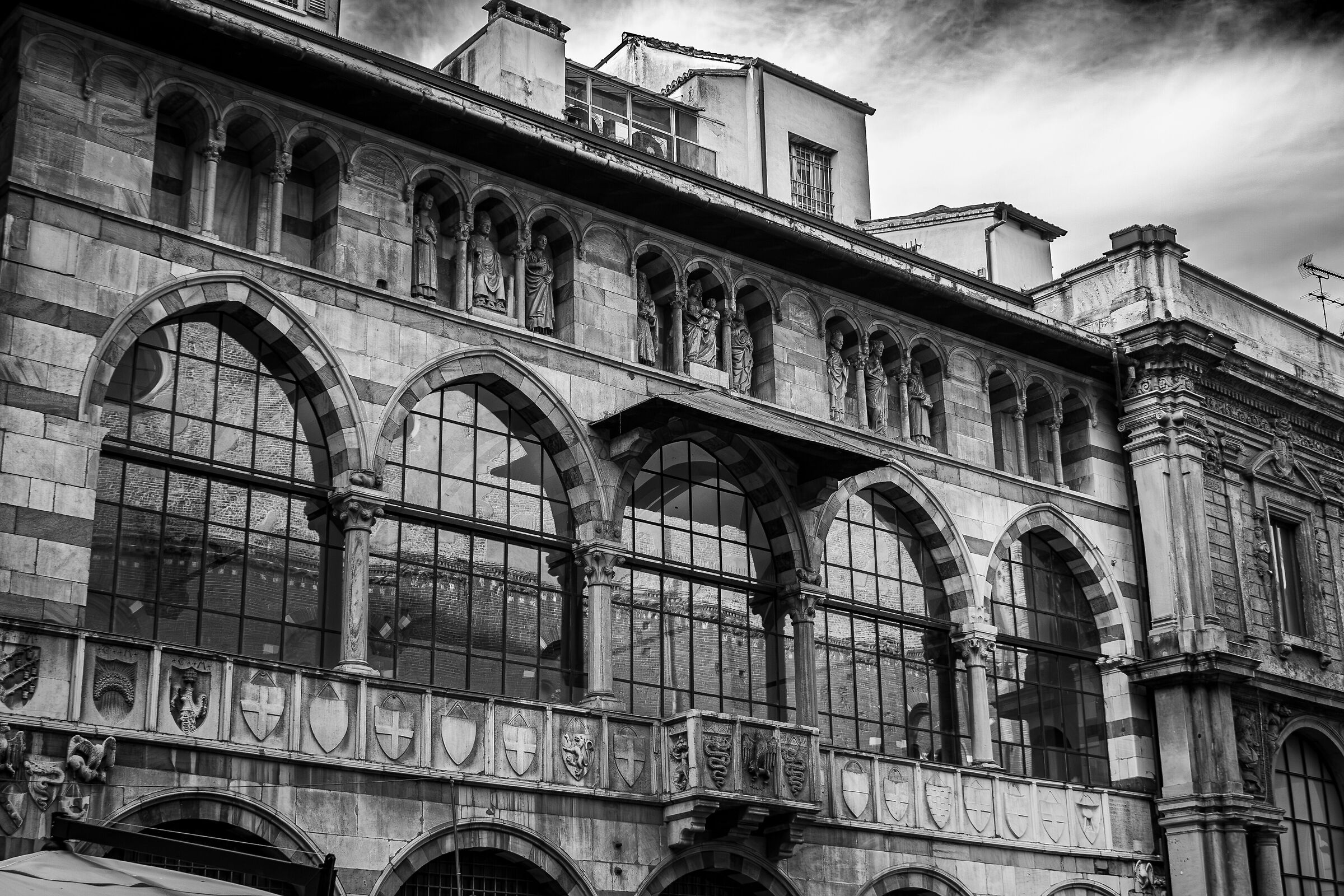 Milano Street, Piazza Duomo and surroundings