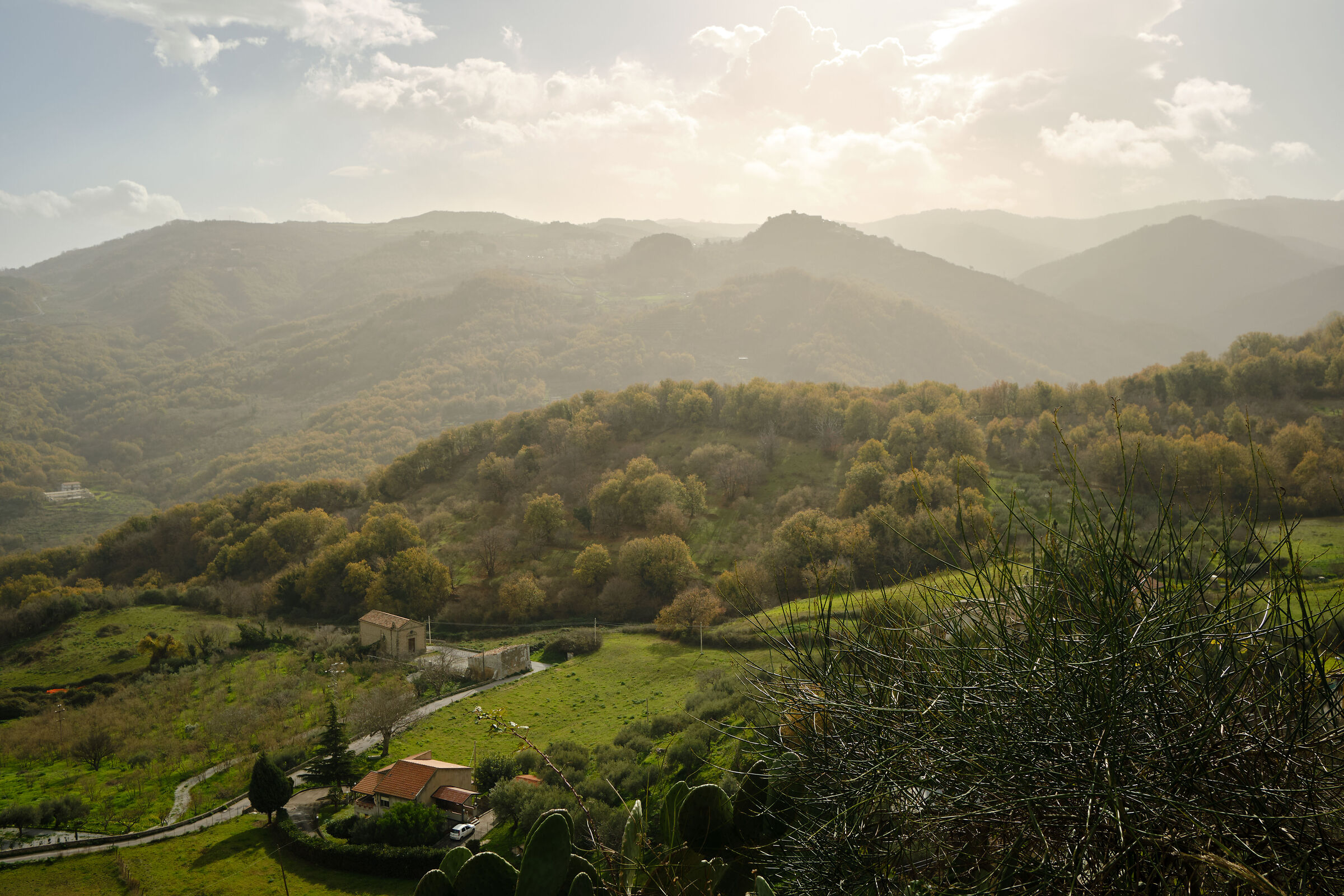 Chiesetta nella vallata