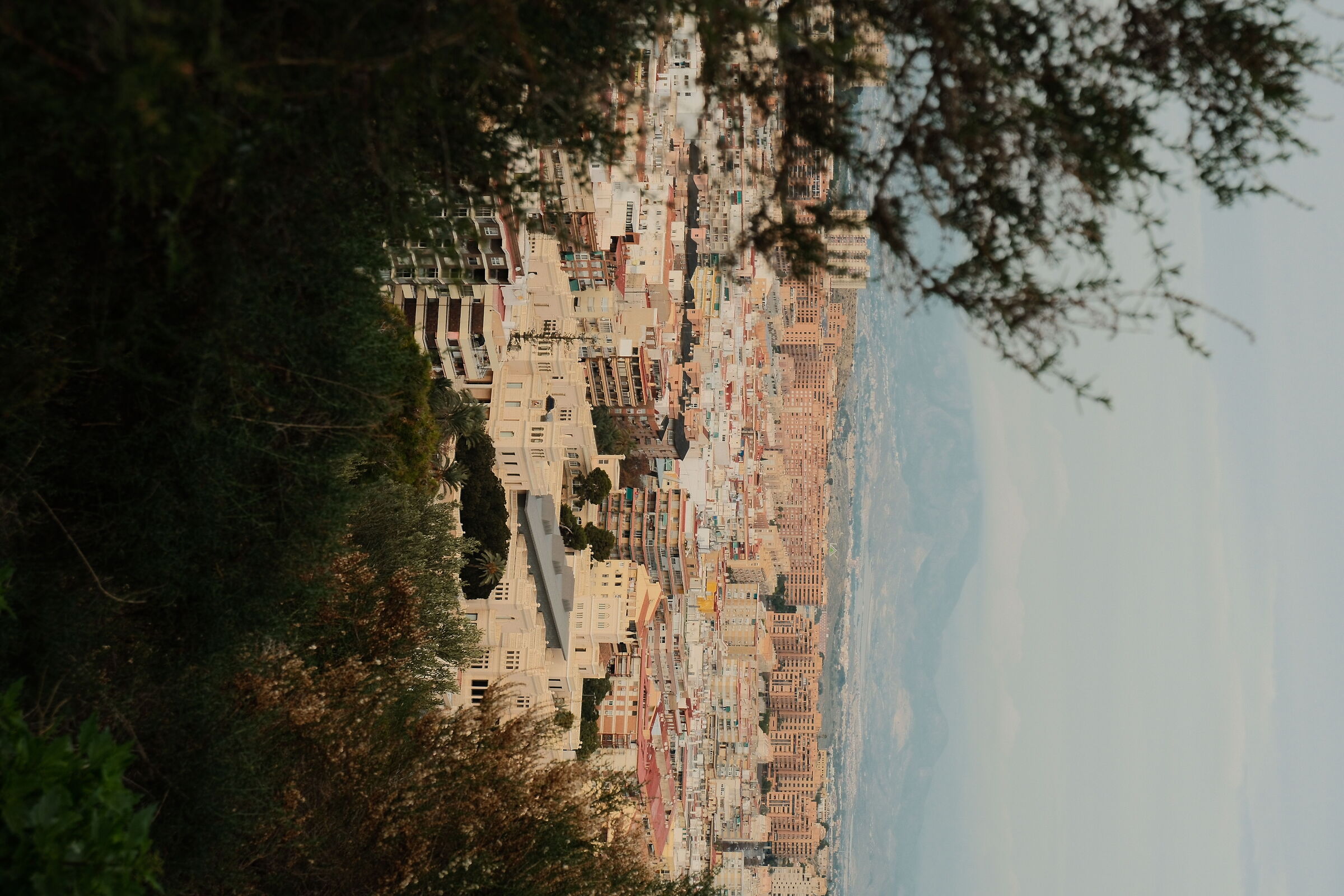 alicante dal castello di santa barbara
