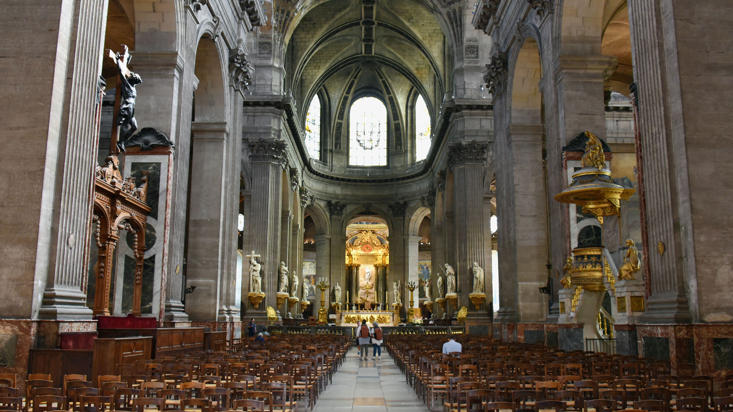 The interior of this church in Paris is splendid