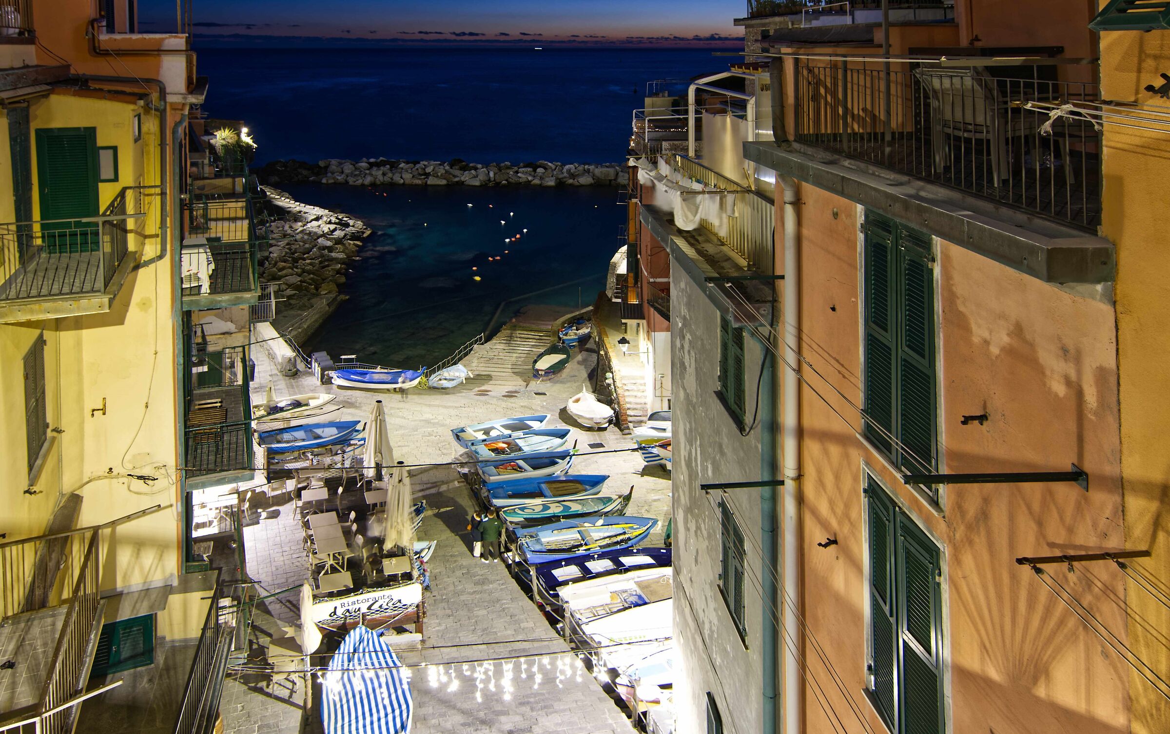 Riomaggiore dalla finestra