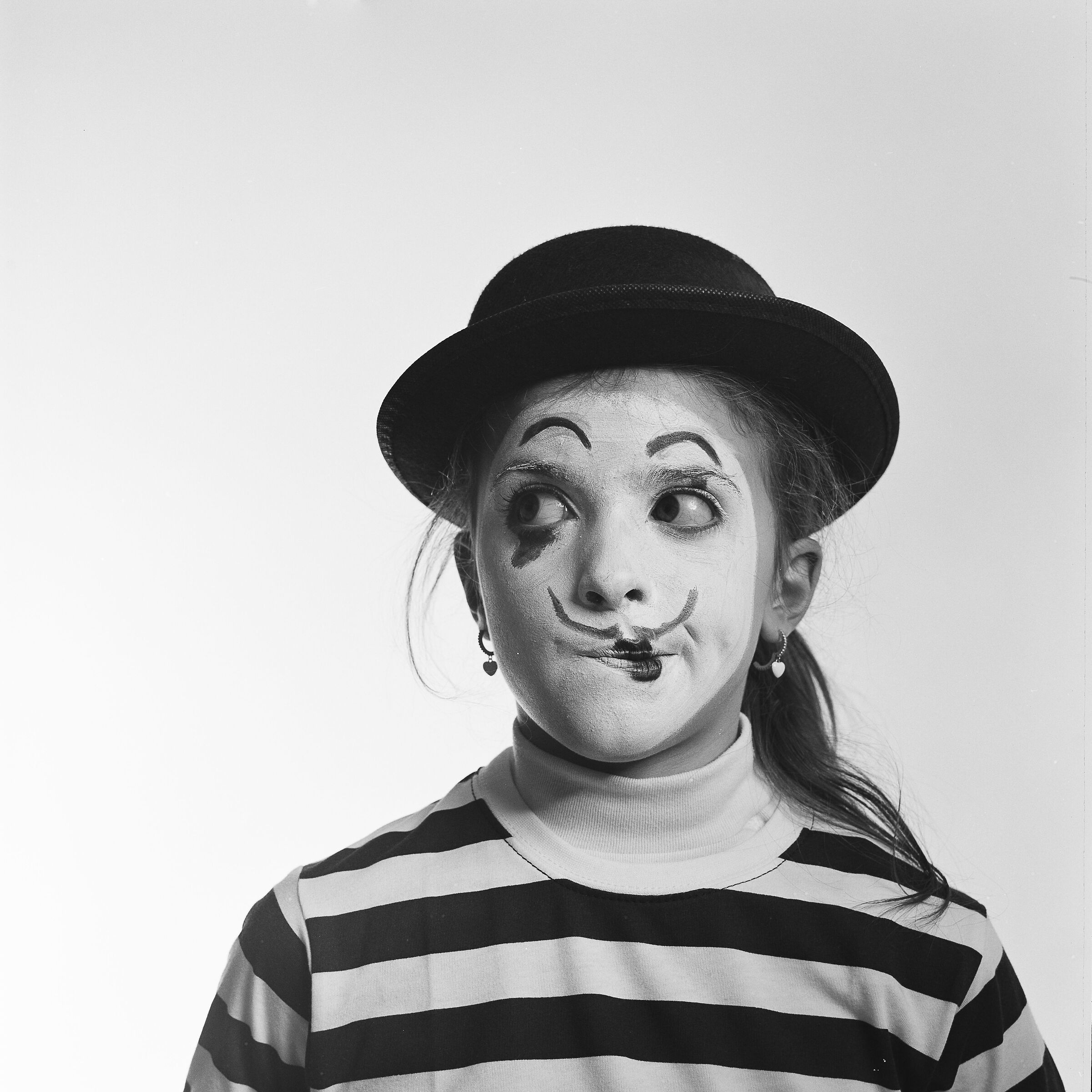 Hasselblad C/M, Planar 100mm f3.5. Kodak TMAX 400, mime