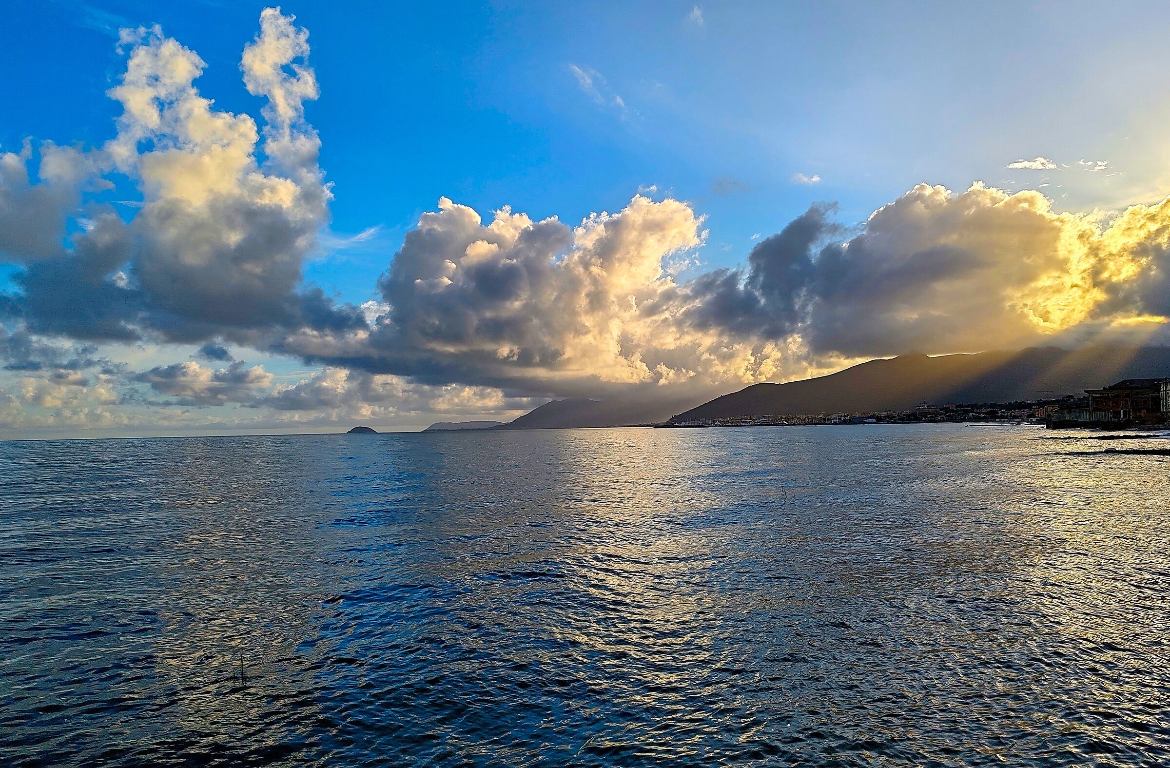 Liguria: Mare e nuvole