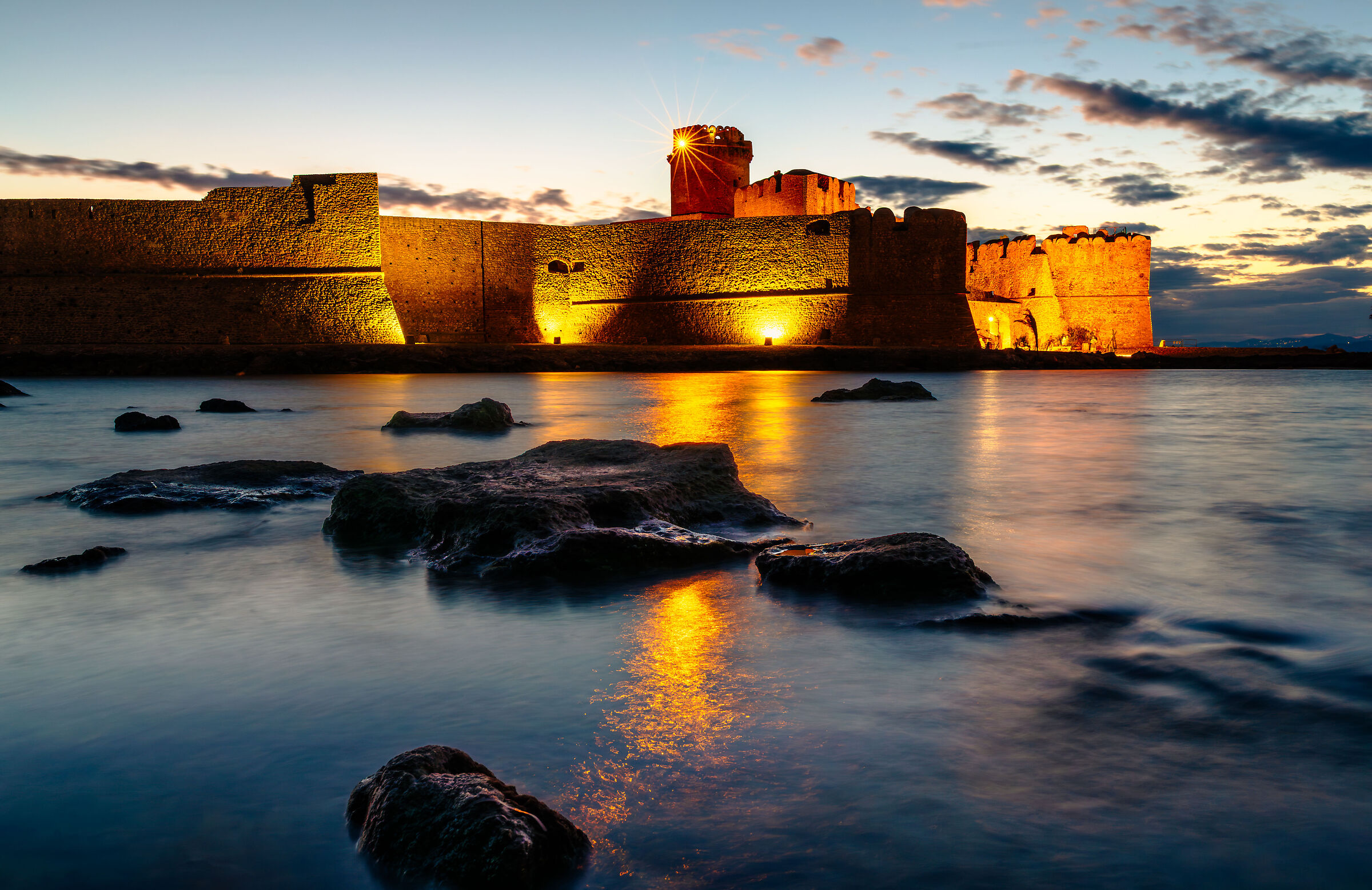 " Suspended between the Ionian Sea "