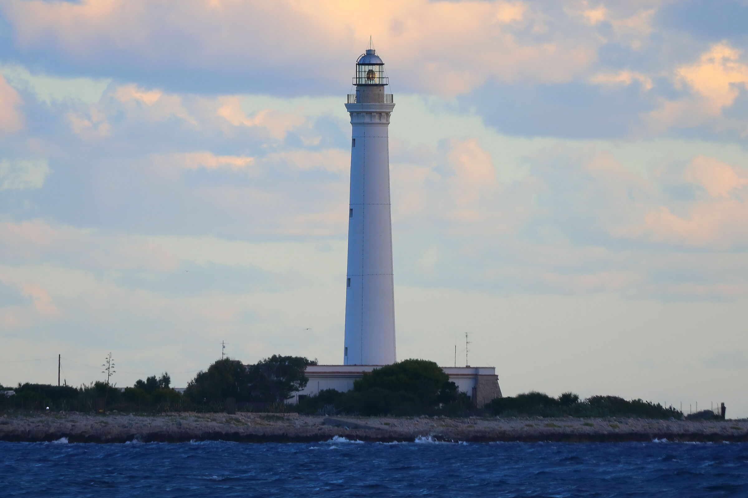 Il faro 07 ottobre 2025 - 0404