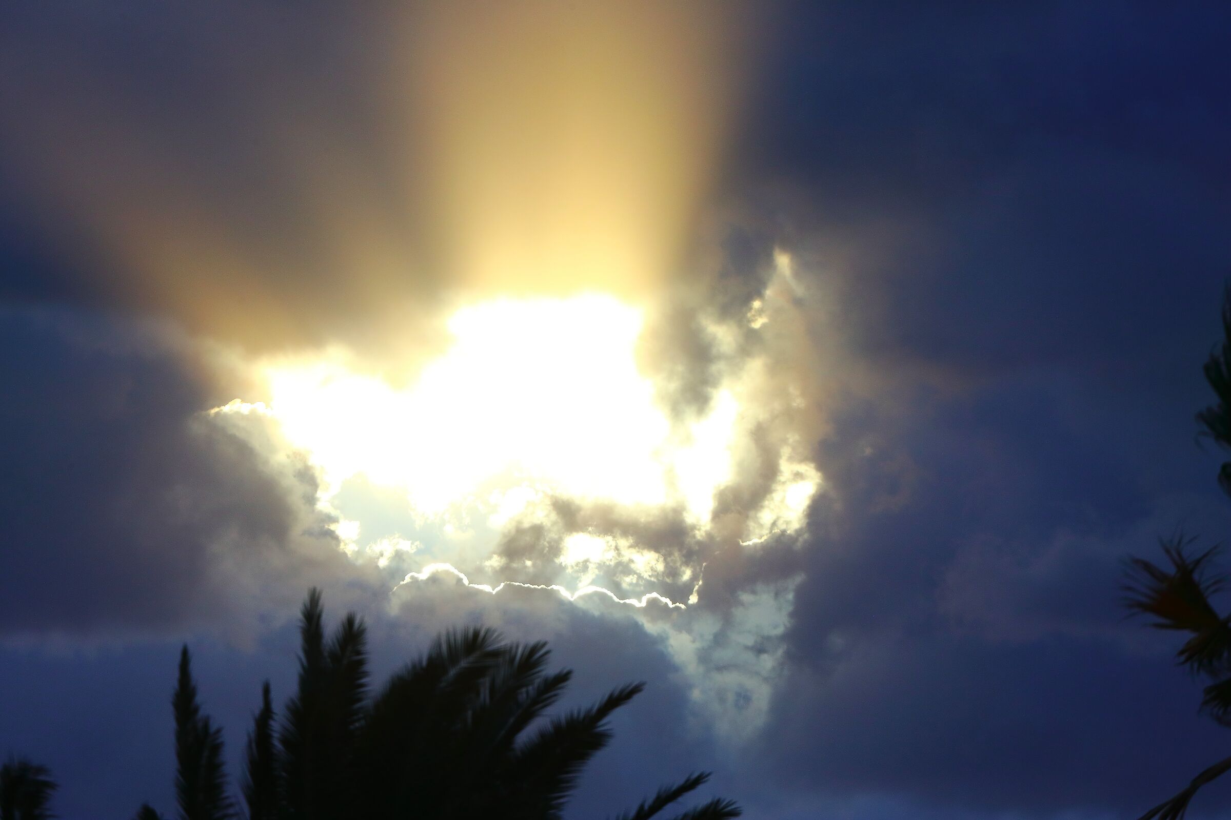 Squarcio 07 ottobre 2025 - 0405