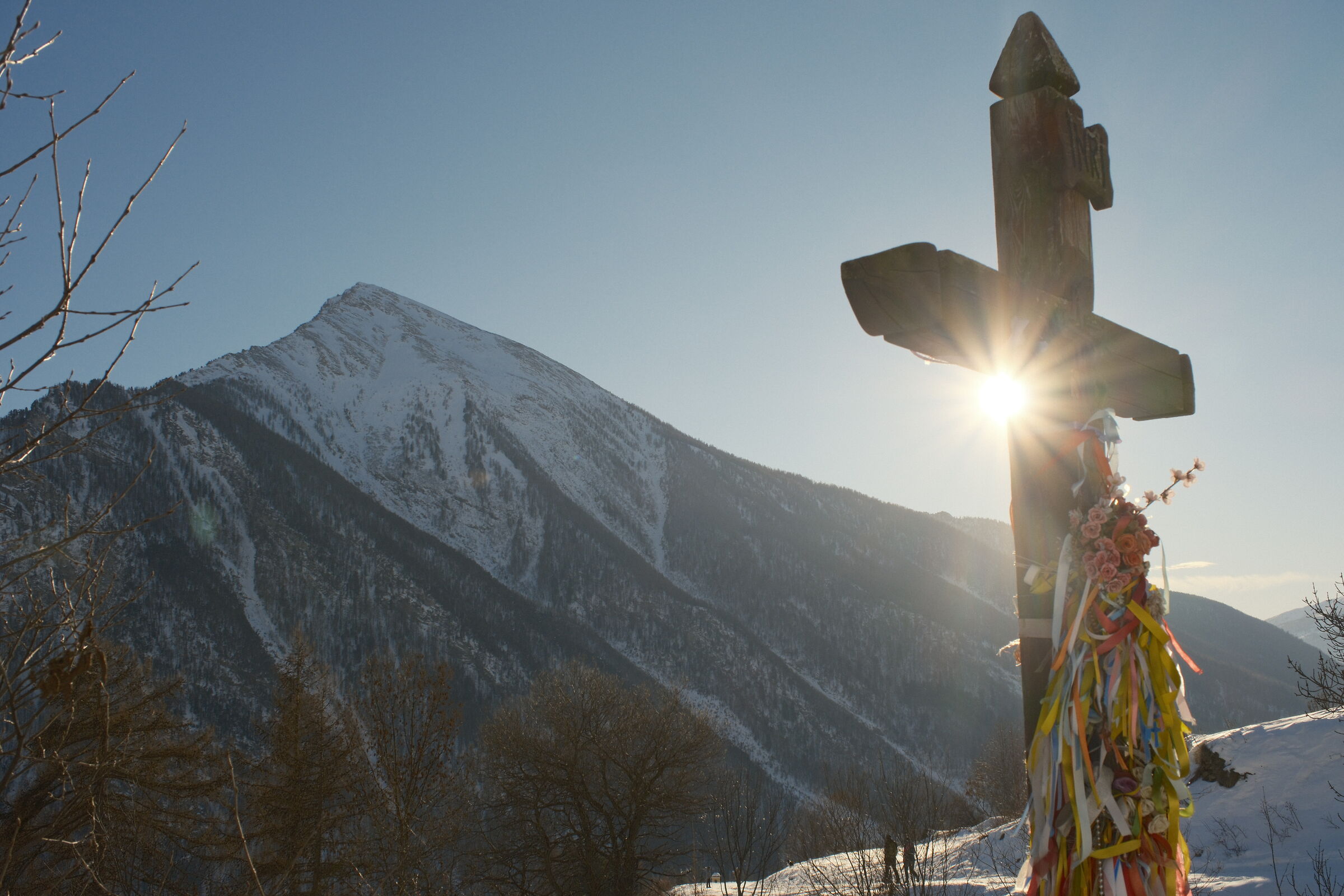 Balboutet, the cross and the Albergian