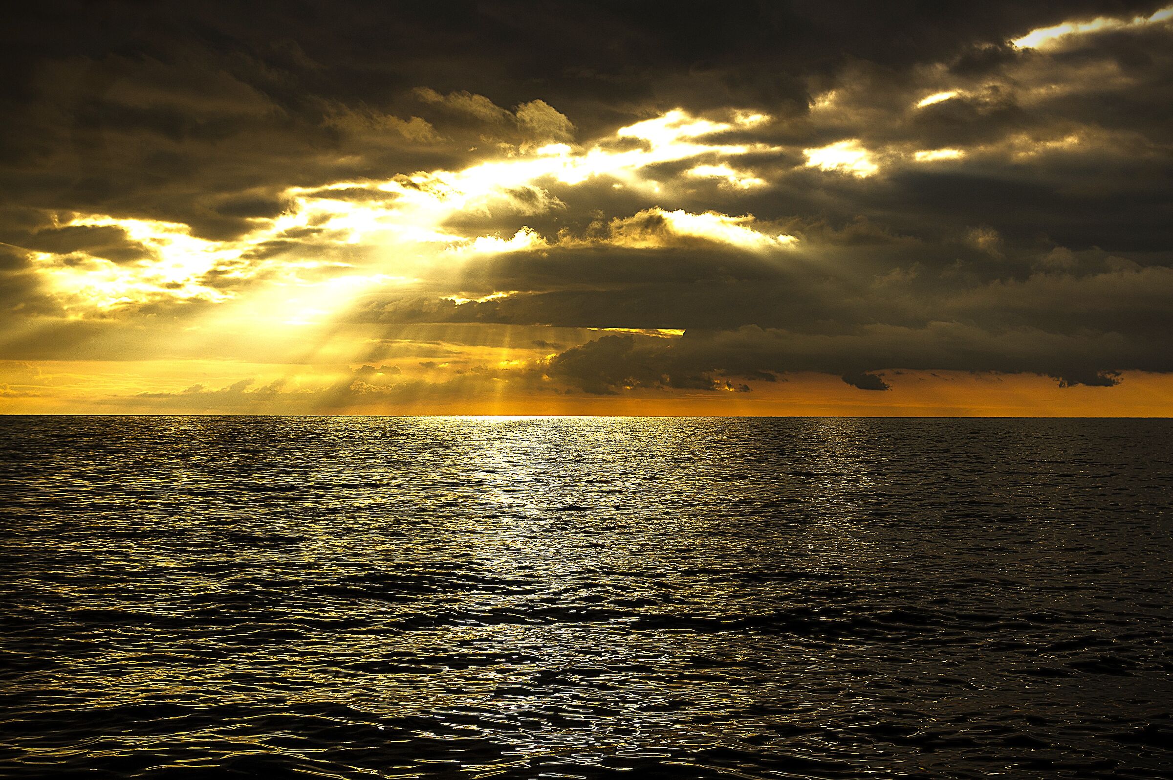 Golden sky at the 5 lands