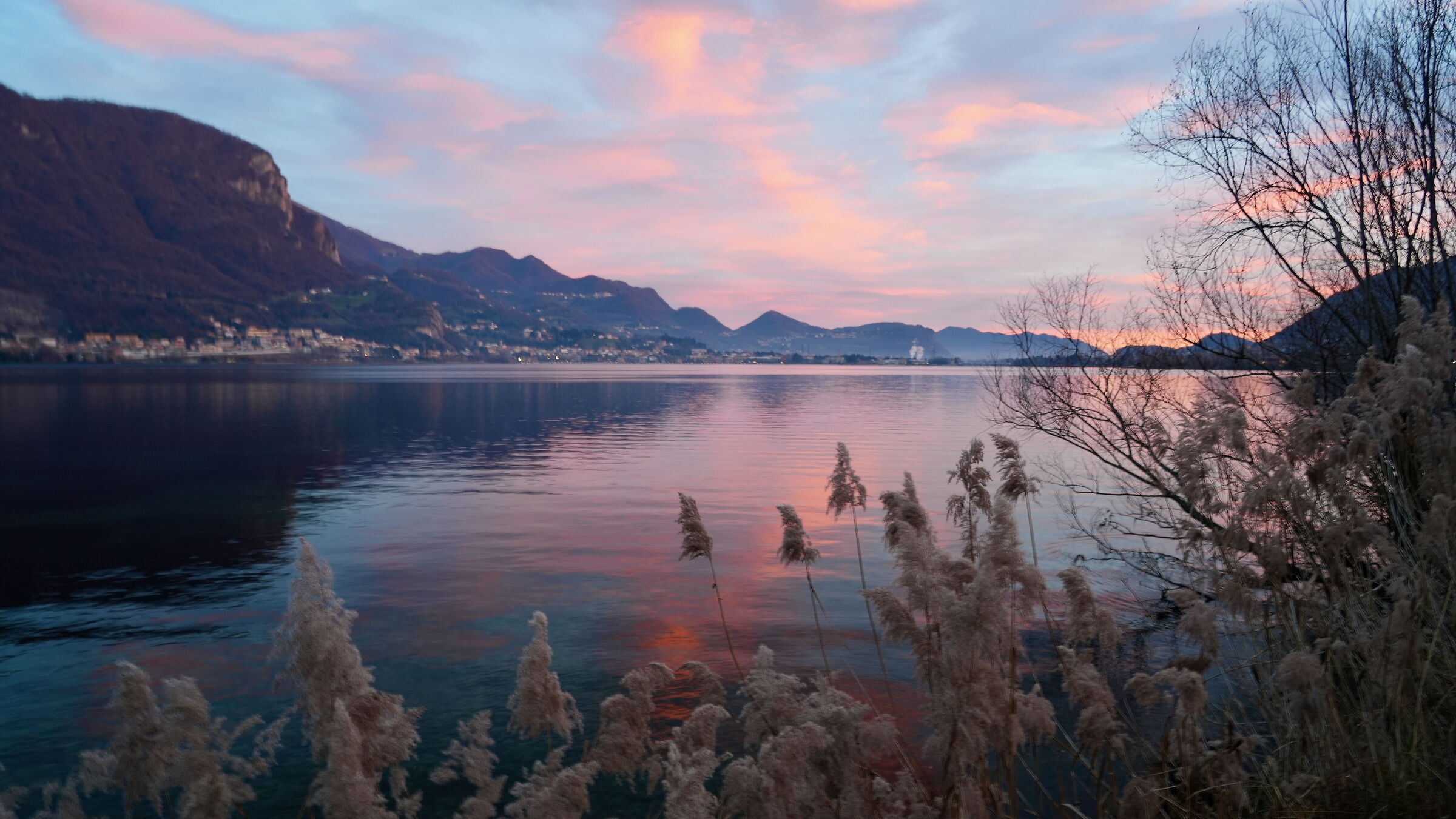 Lake Garlate, mid-January sunset 2