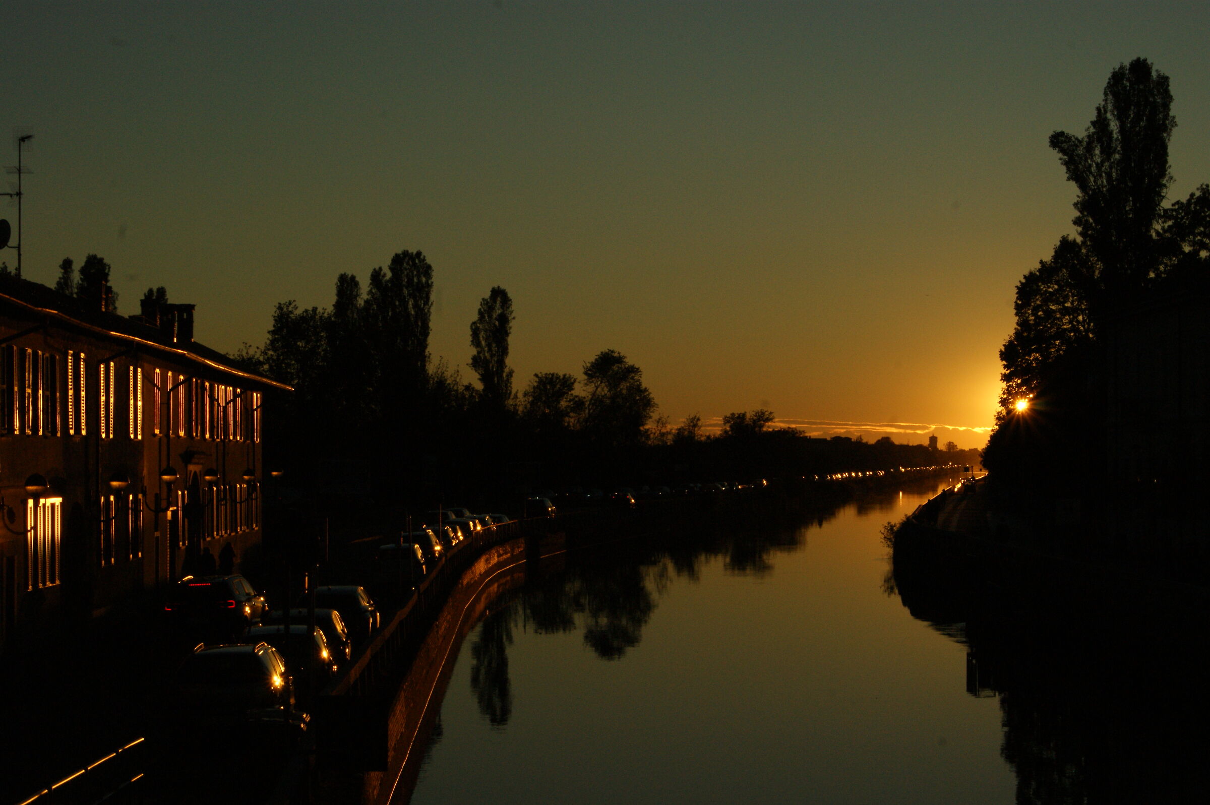 Tramonto sul Naviglio