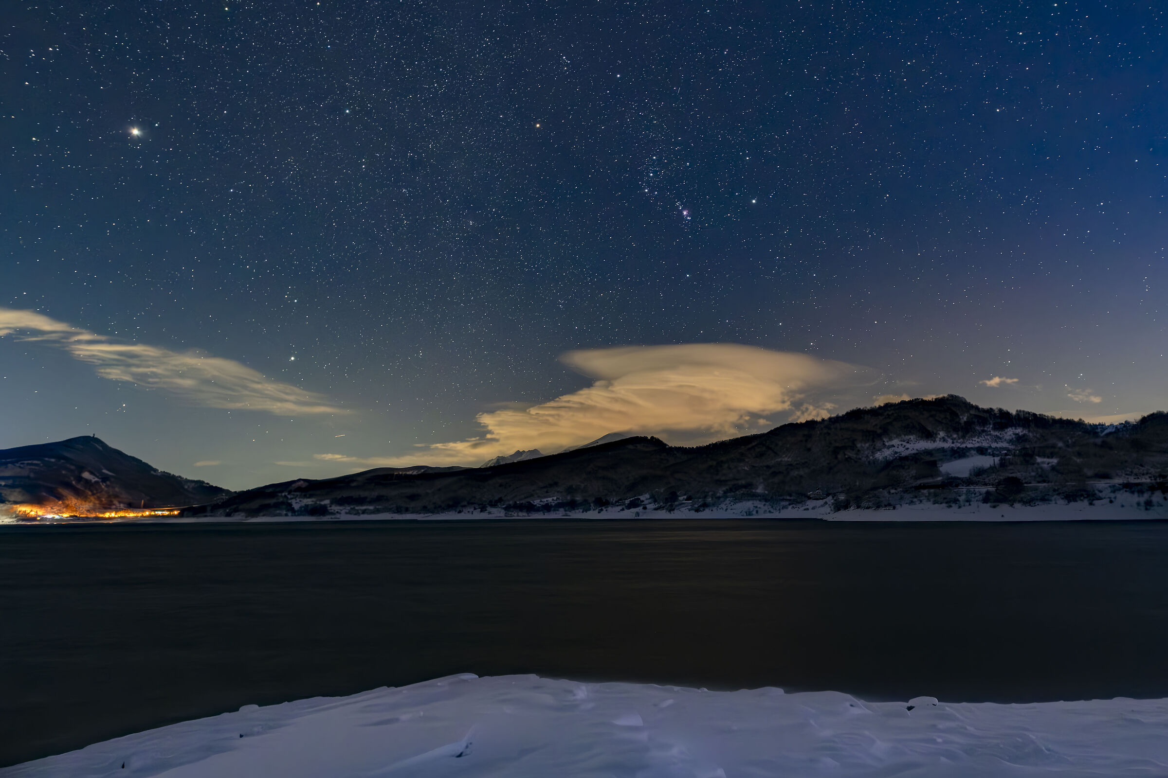 Night on Lake Campotosto