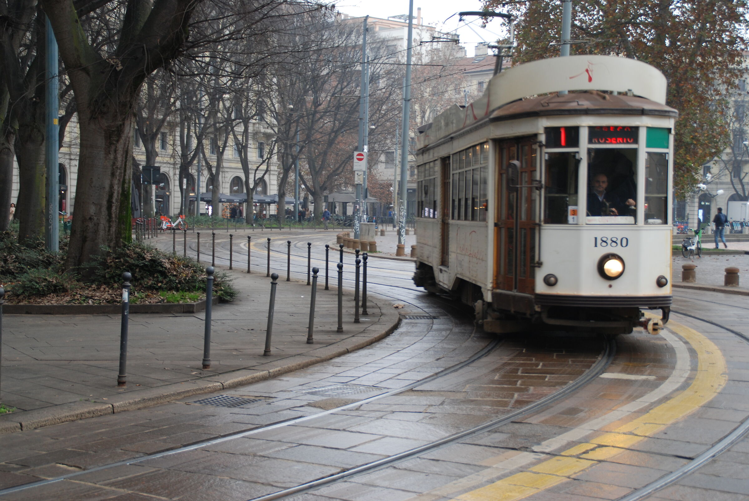 Tram