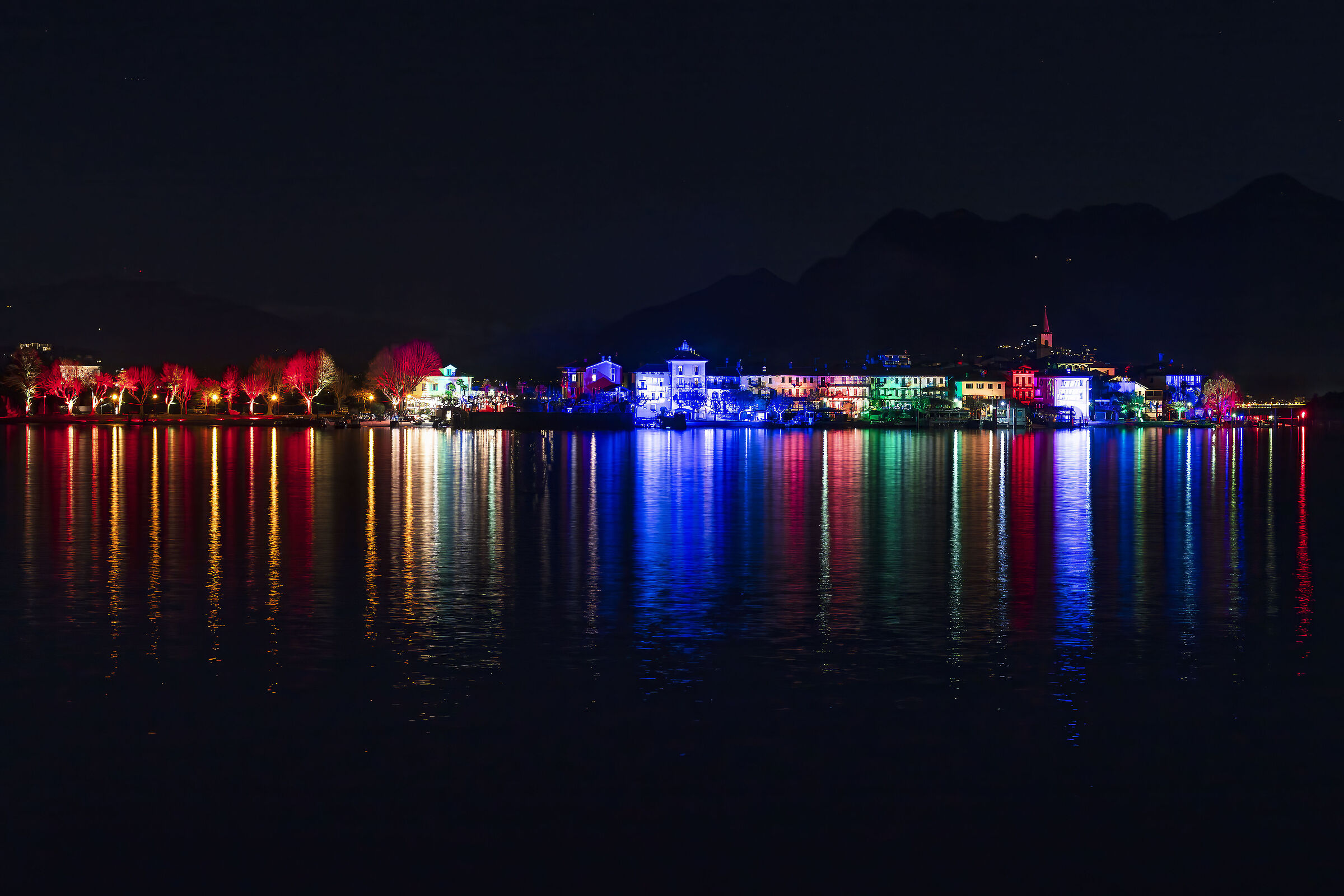 Luci di Natale all'isola dei pescatori