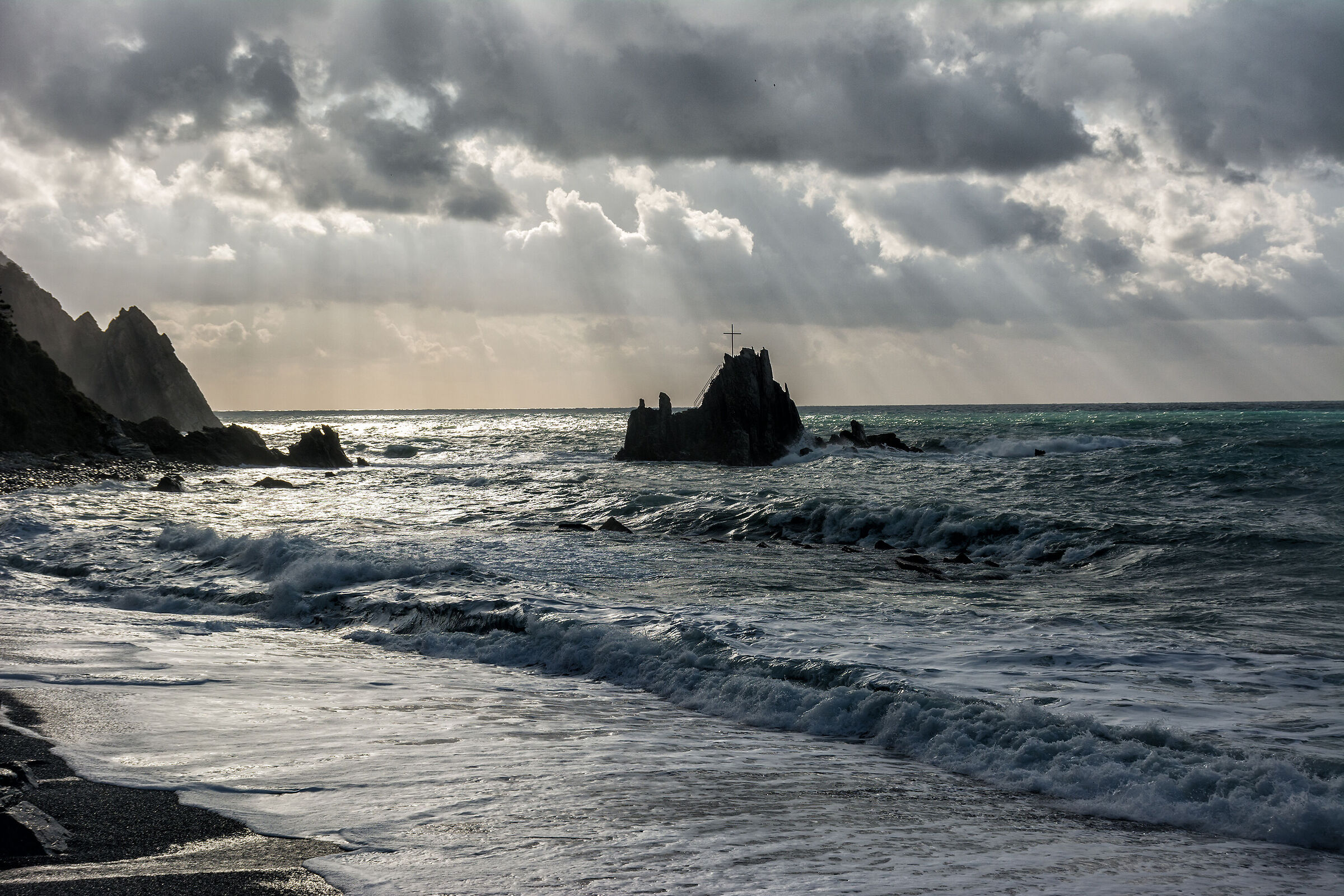 Raggi di luce sull'Asseu