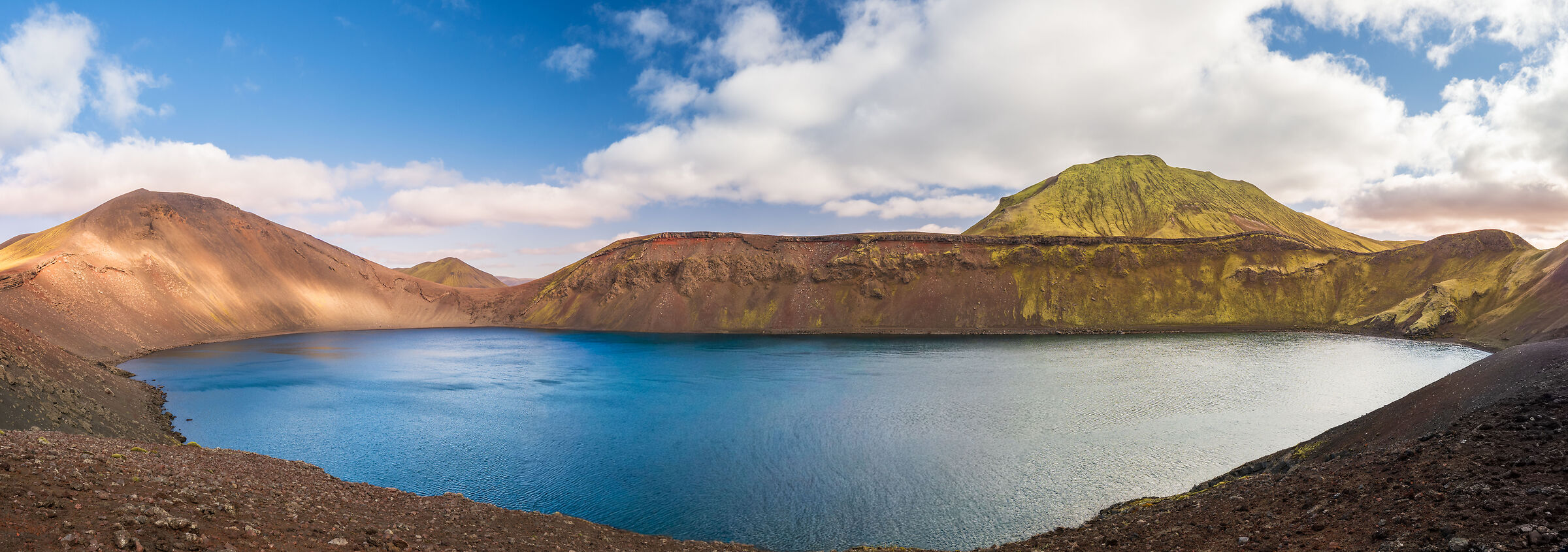 BLUE LAKE HNAUSAPOLLUR