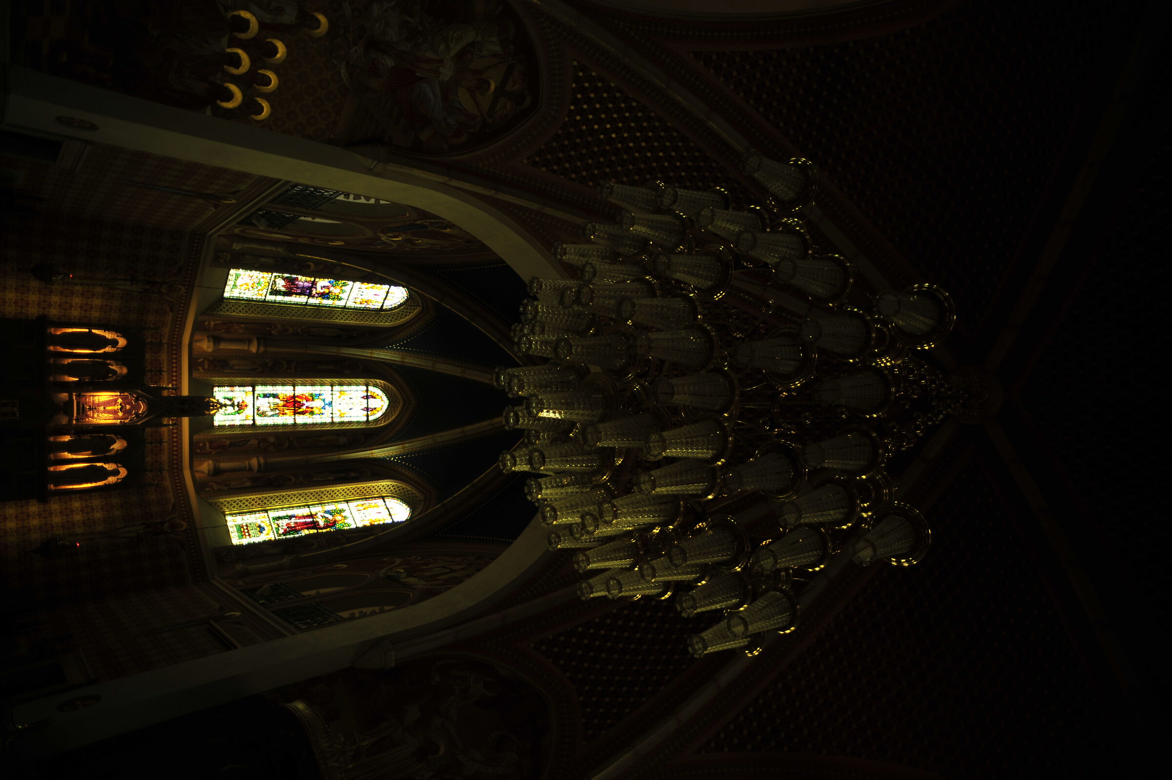 San Michele, lampadario.