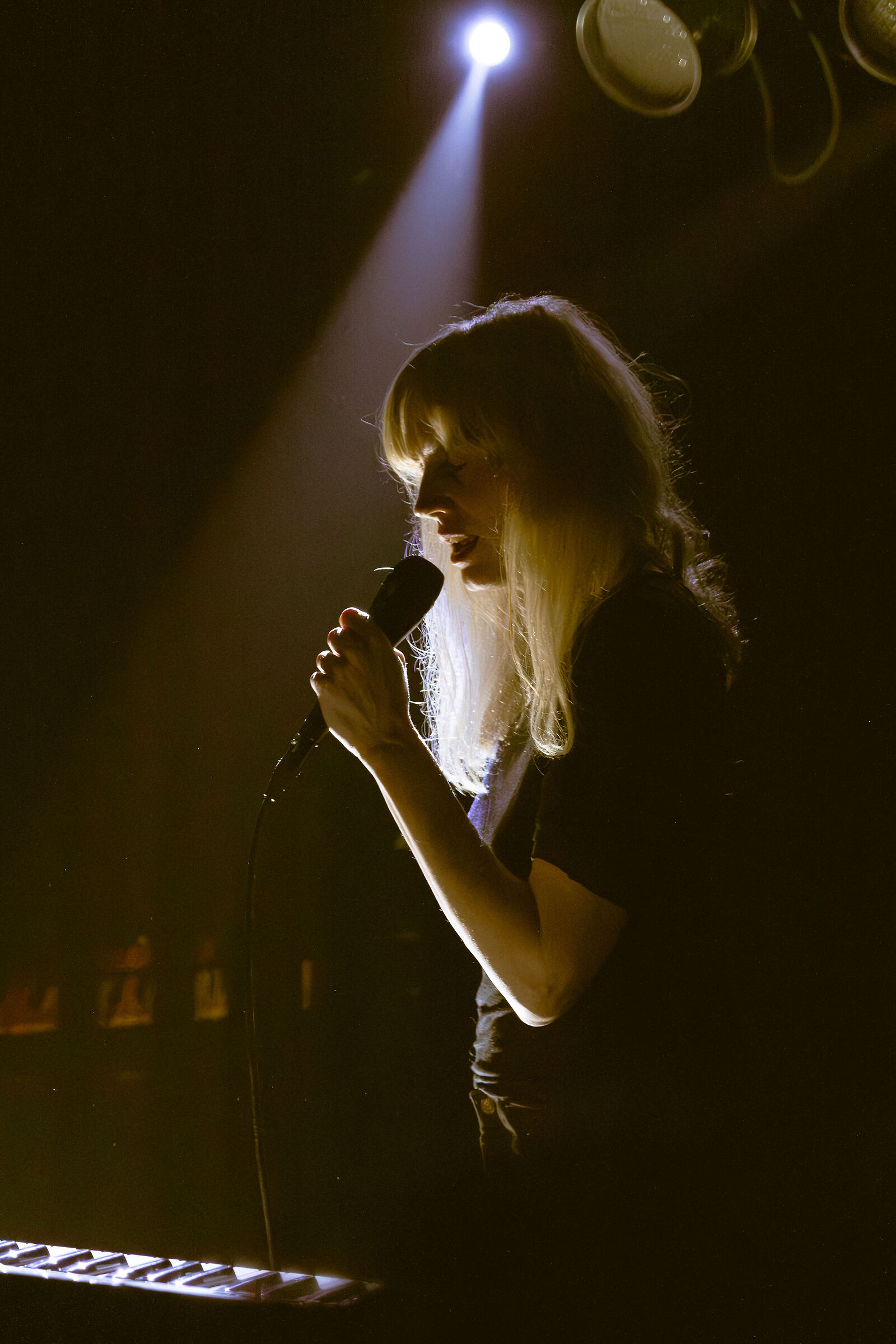 Camilla Sparks live al Trinità live club
