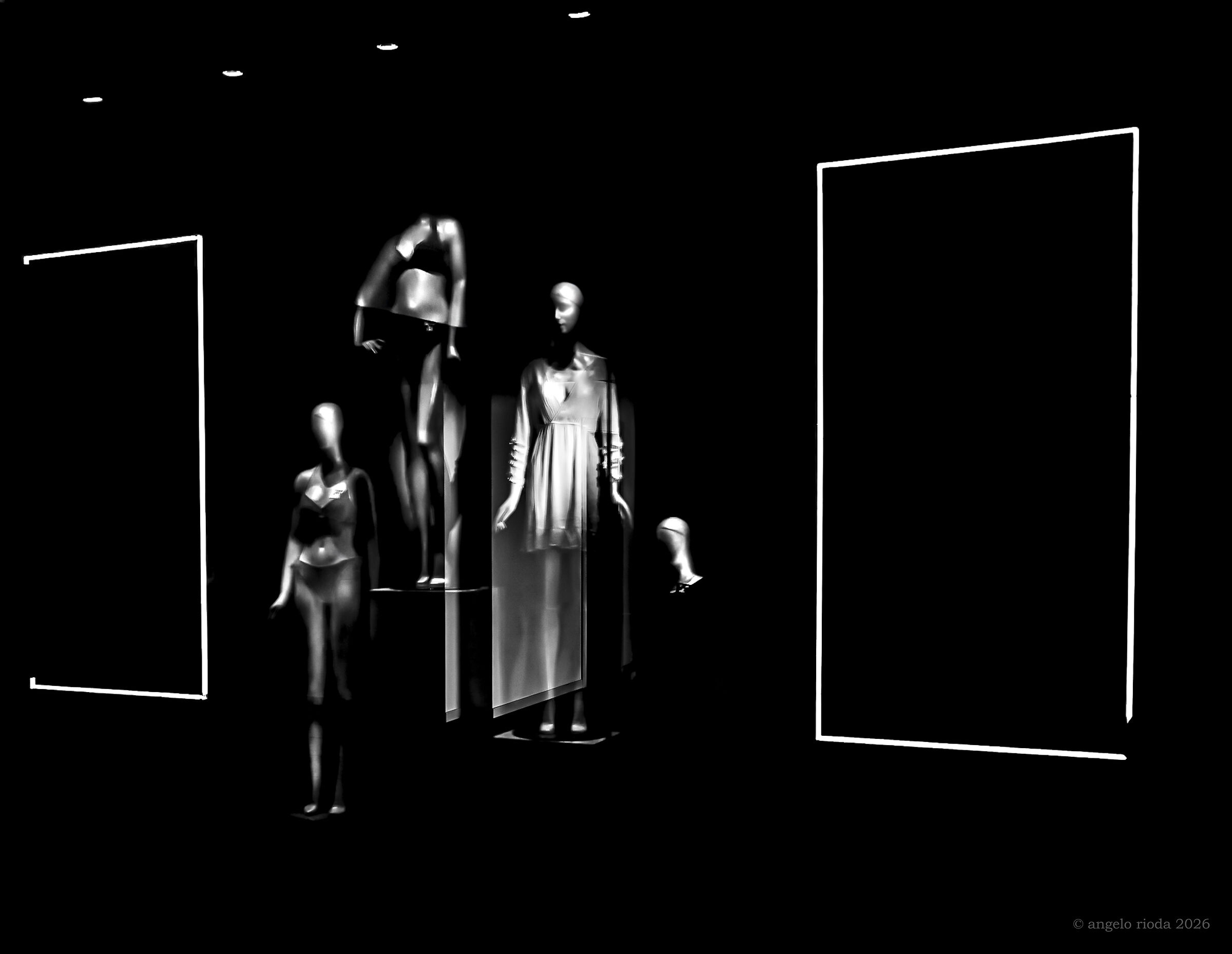 Il perimetro dell'esistenza apparente