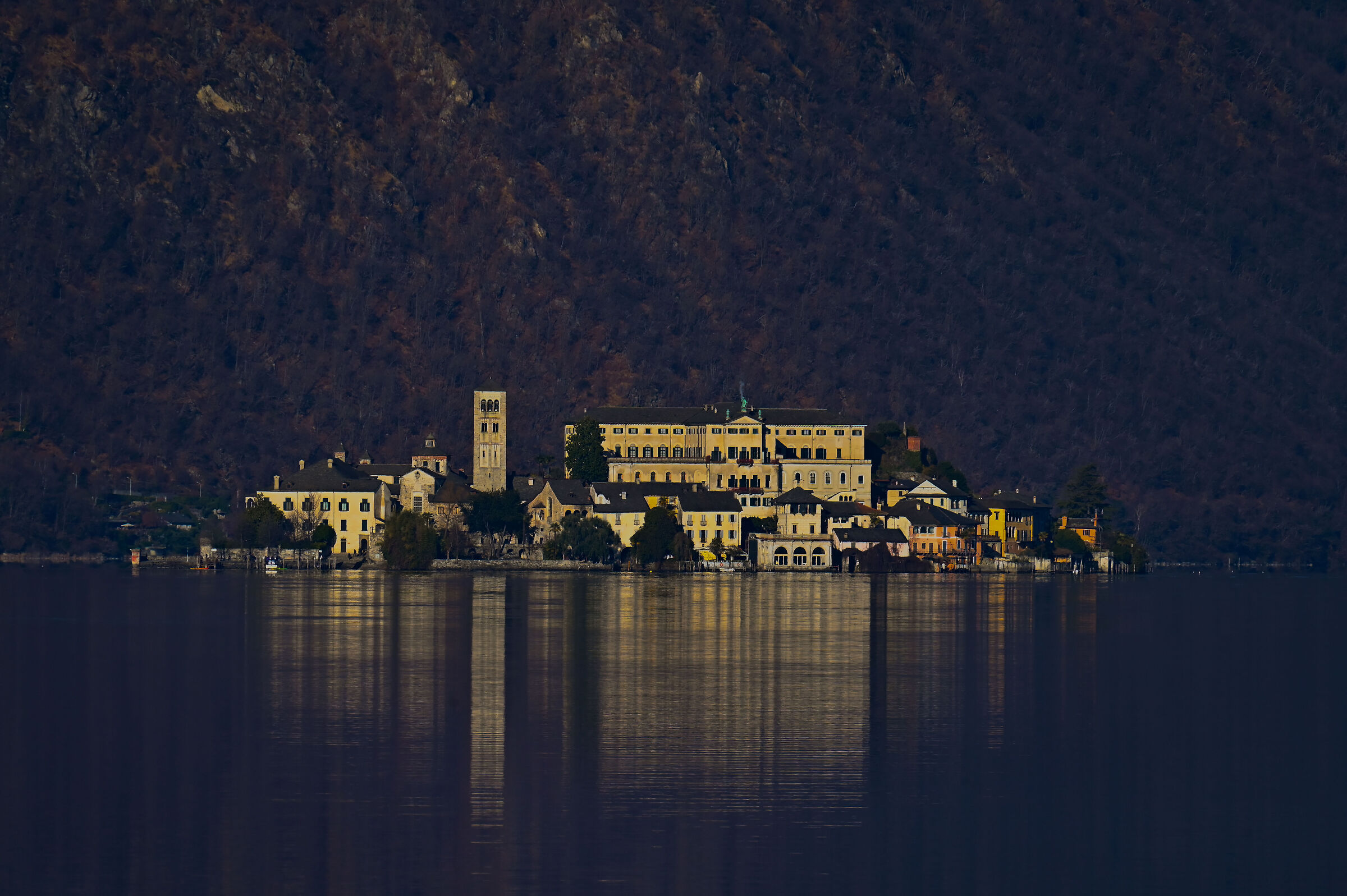 Winter light on the island
