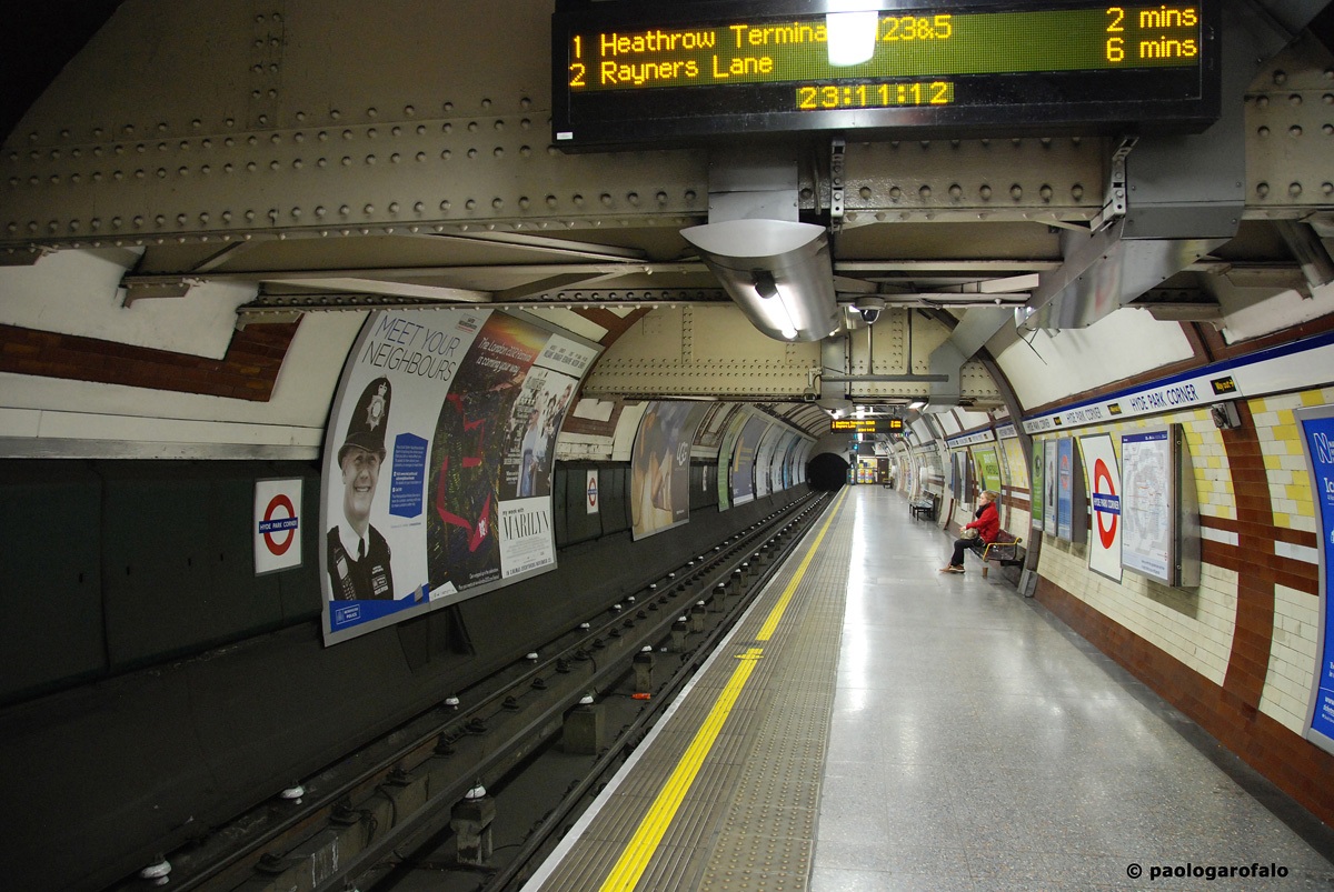 Hyde Park Corner Station