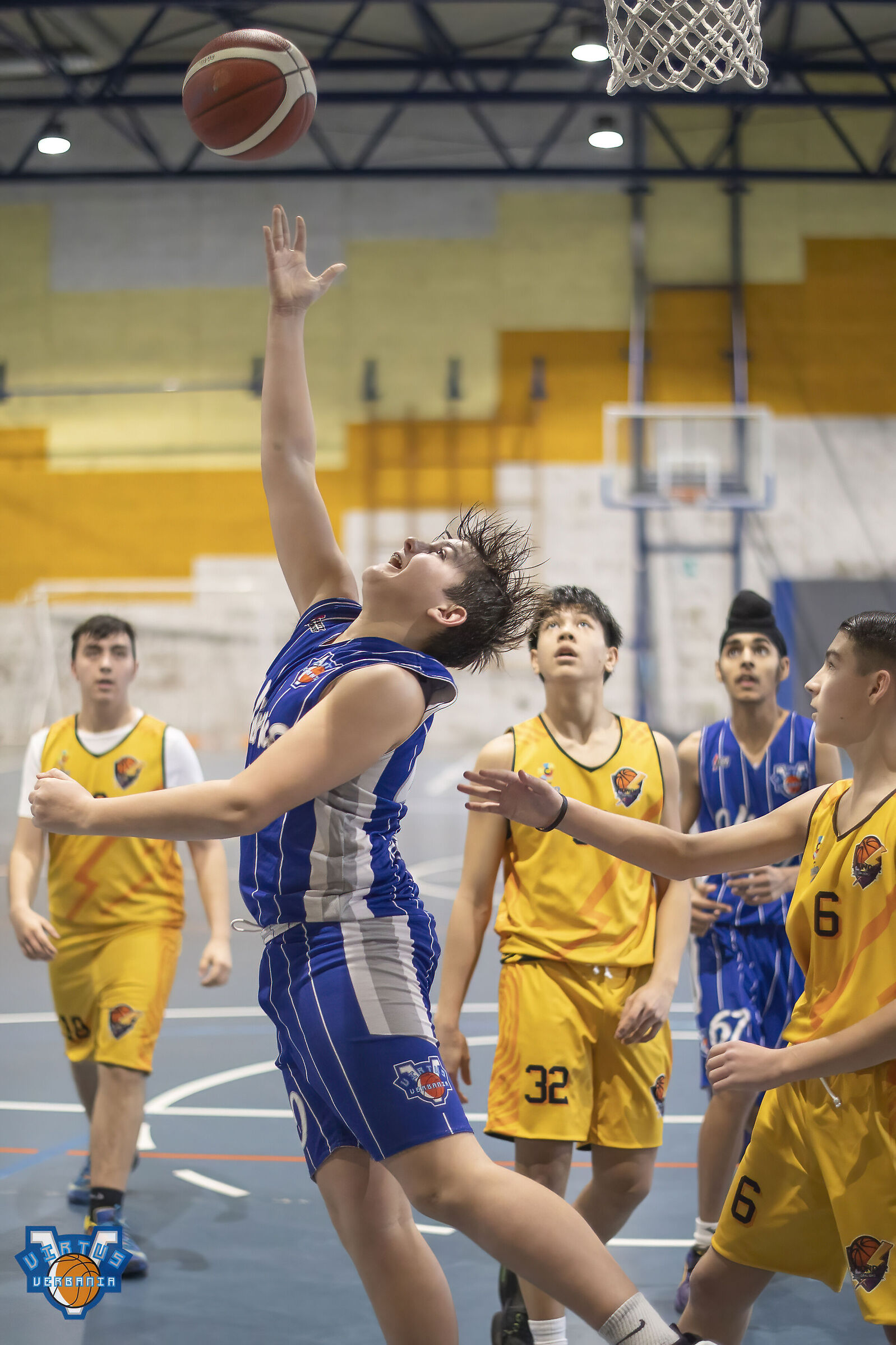 Reverse Layup