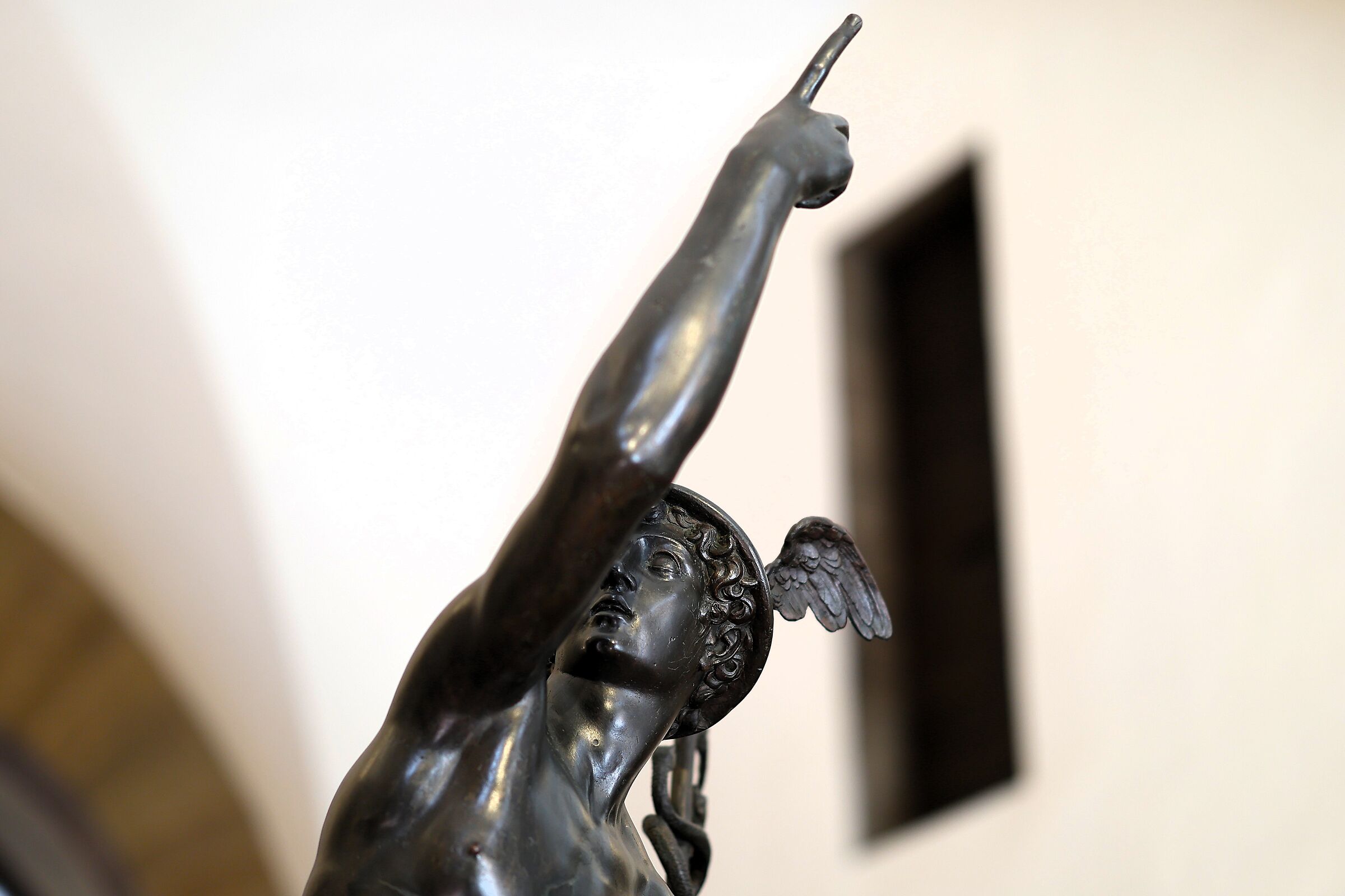 Flying mercury