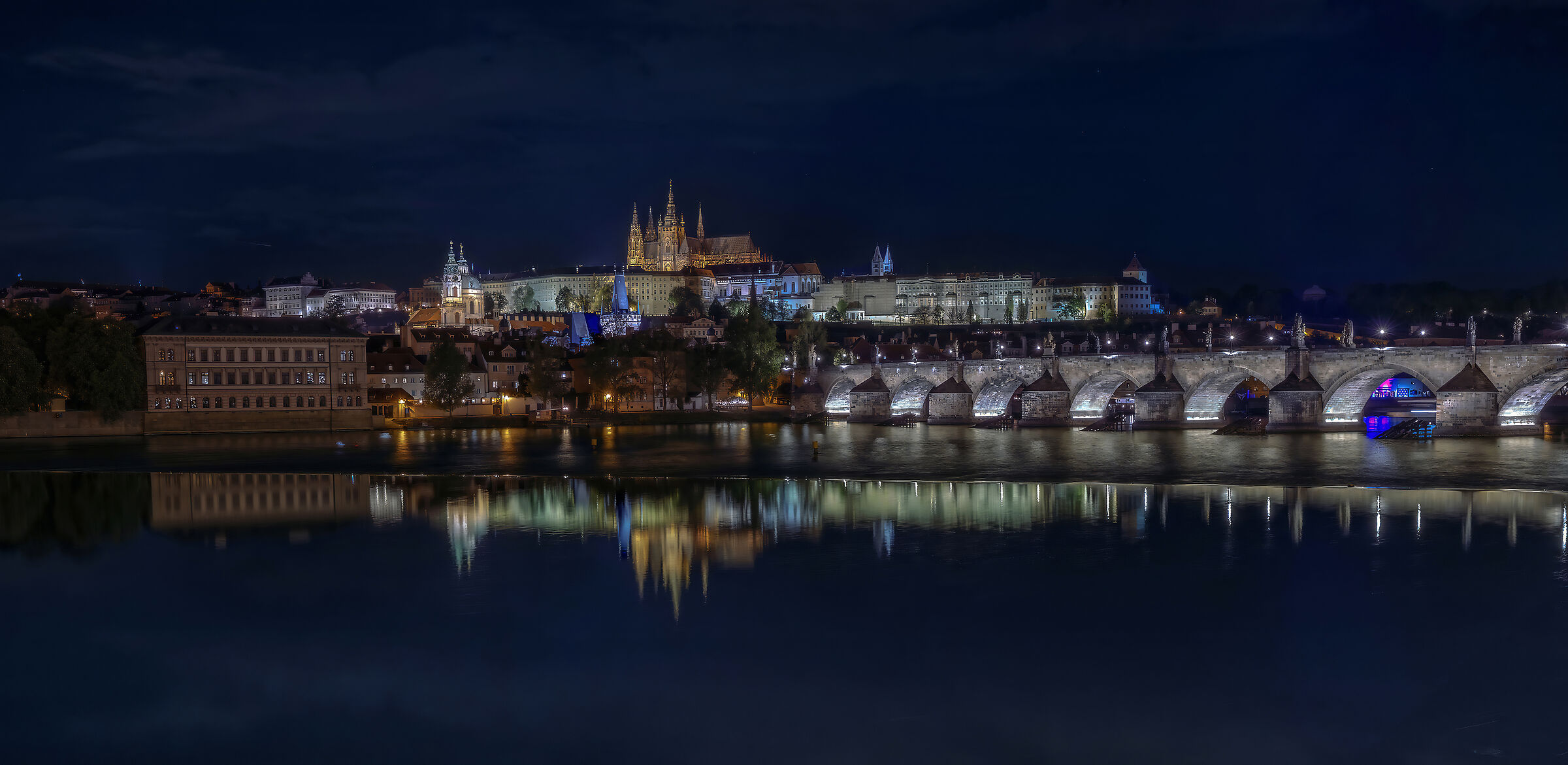 When Prague is reflected