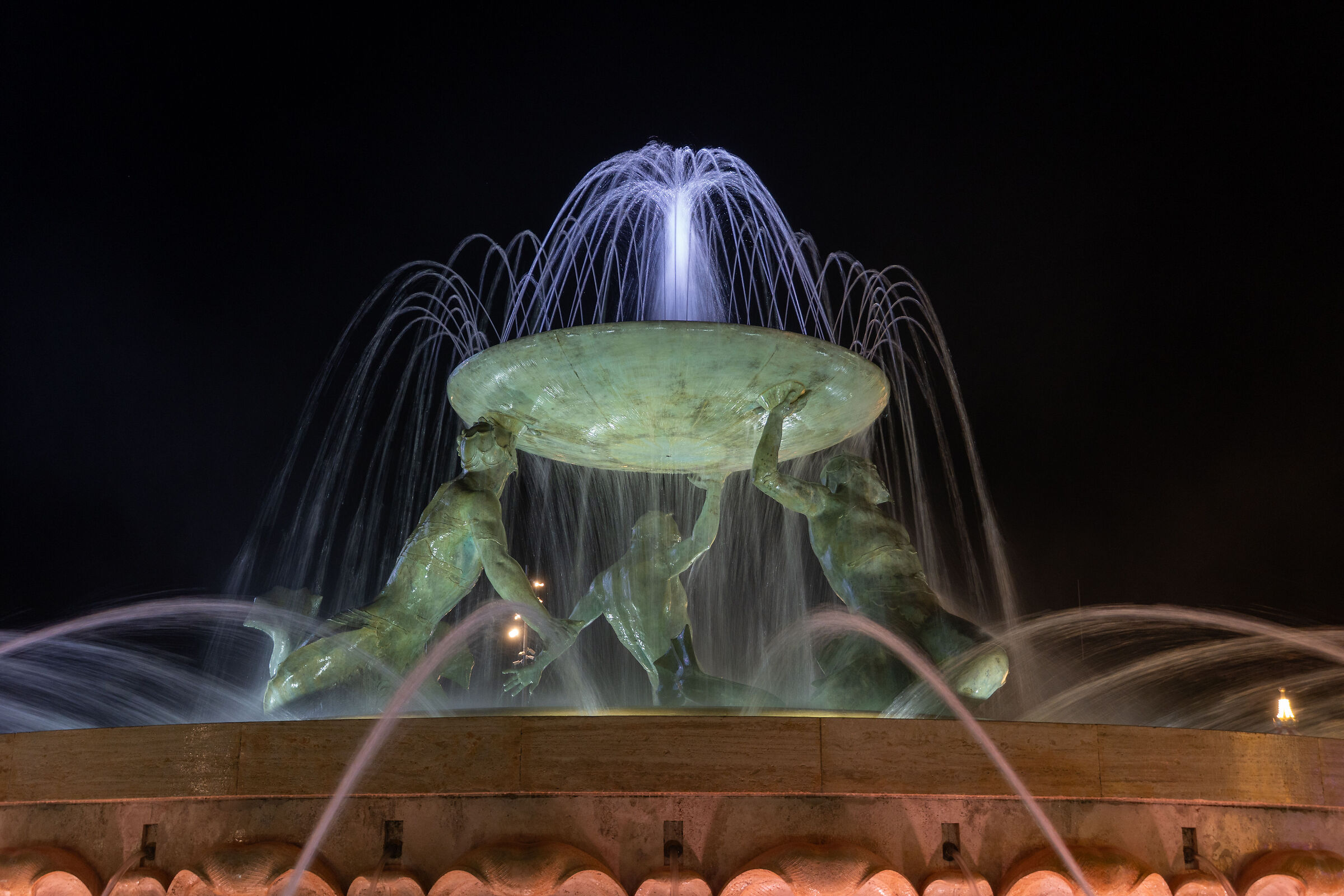 La fontana dei tritoni