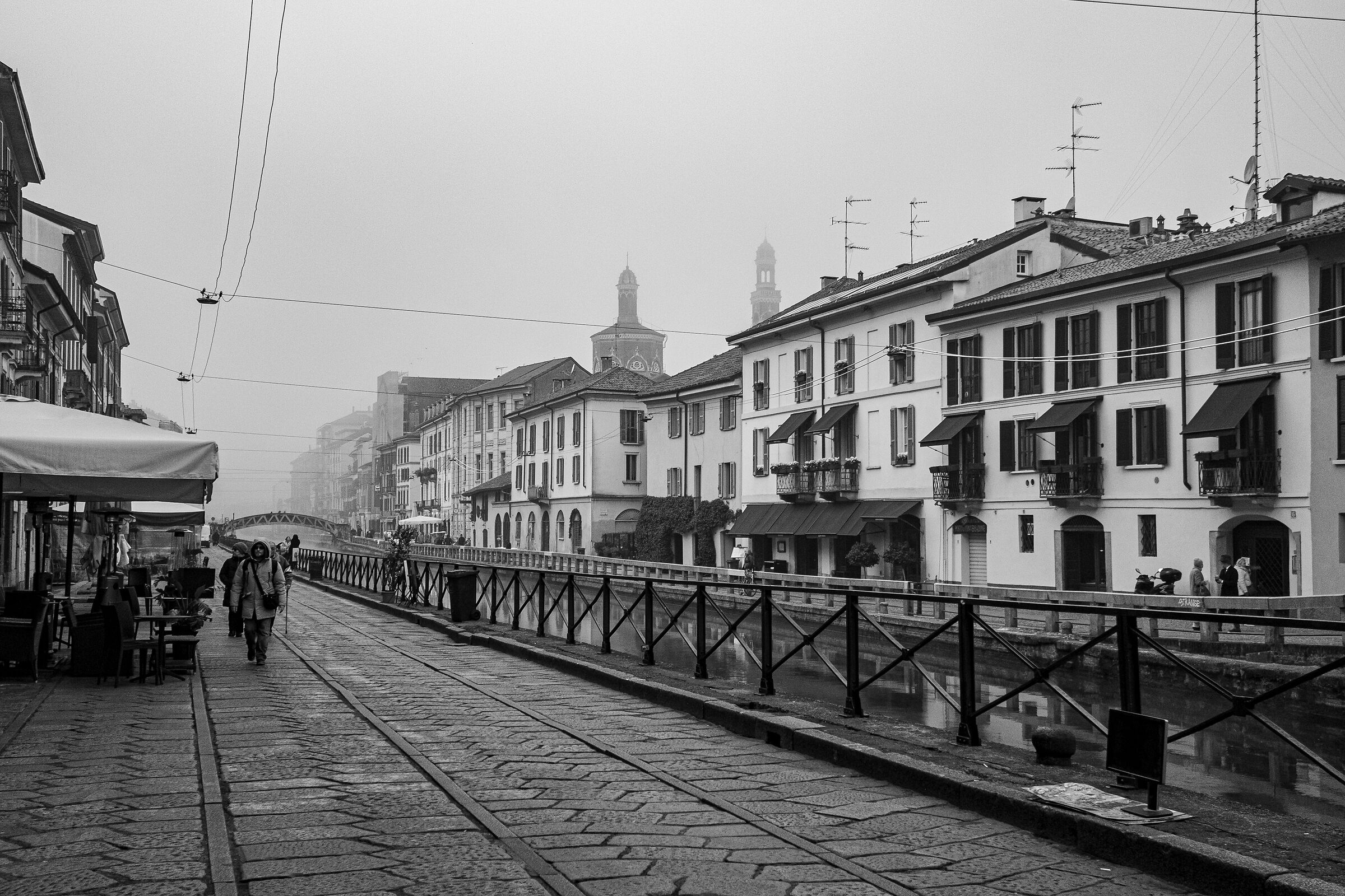 Street Milano, Naviglio grande