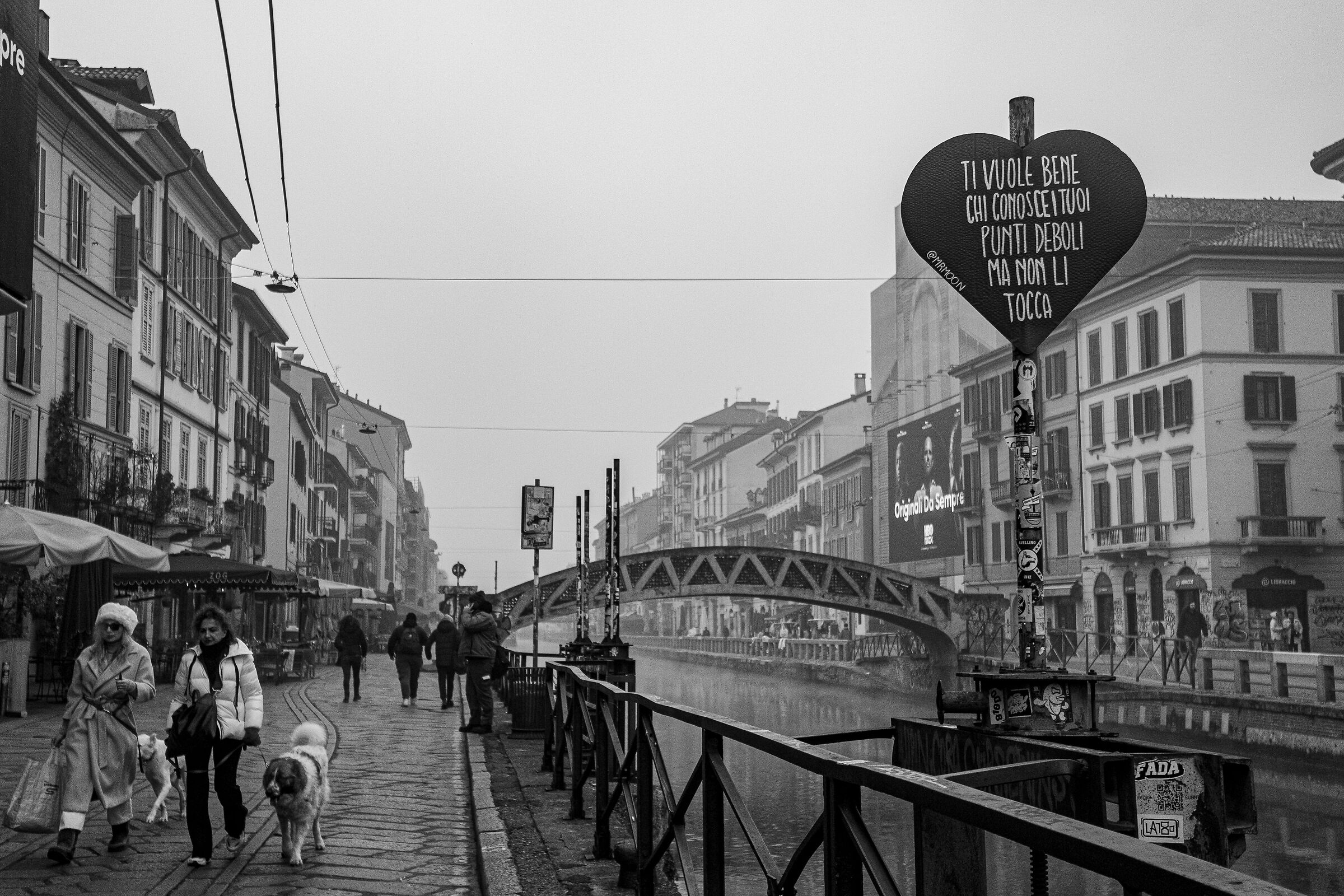 Street Milano, Naviglio grande
