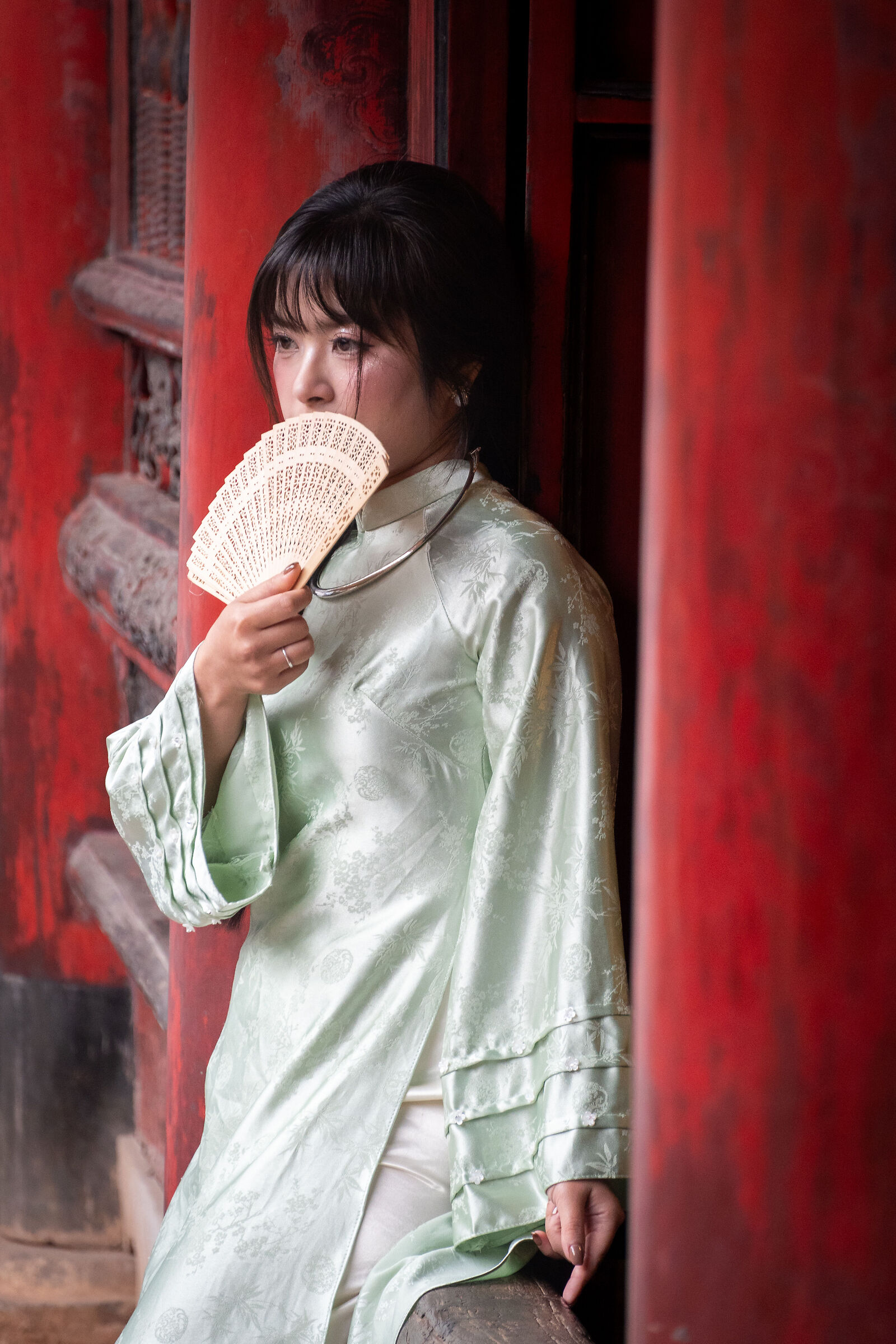 Vietnamese girl at the temple of literature