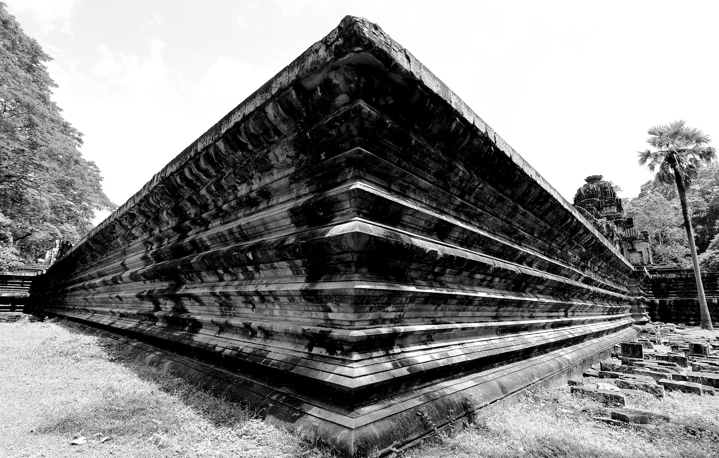 I contrafforti del Tempio Baphuon