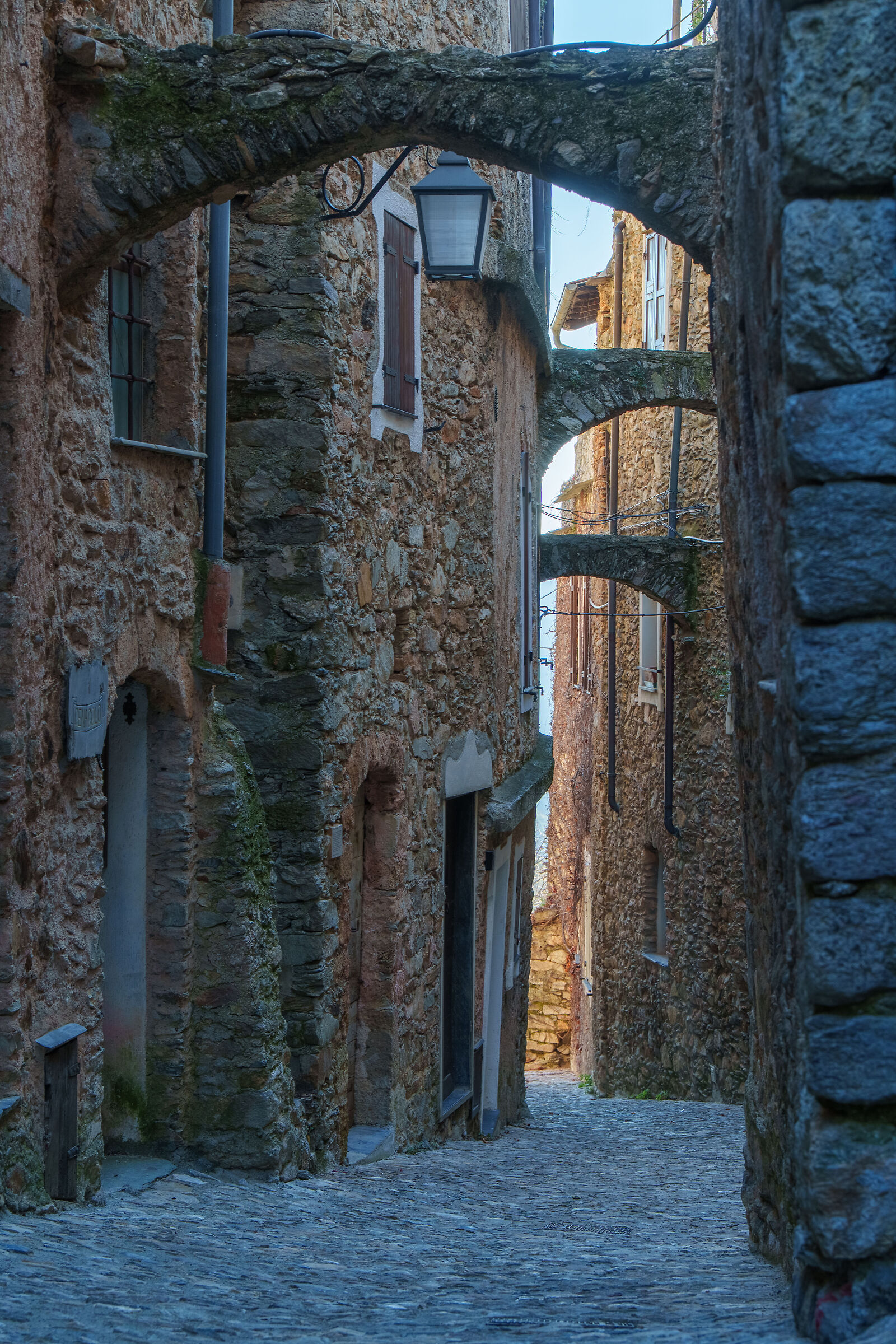 A glimpse of Castelvecchio di rocca Barbena (SV)