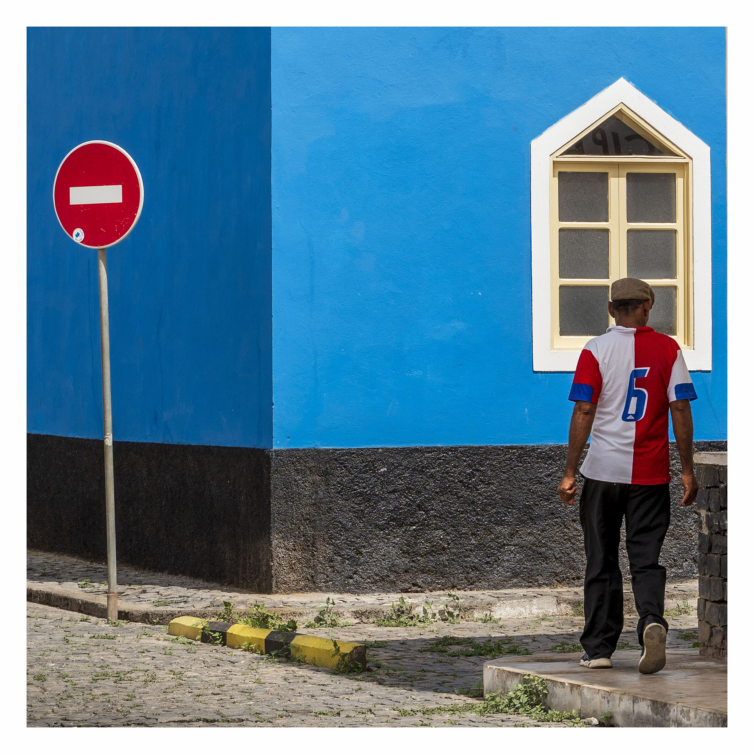 sixblu street - Cape Verde.